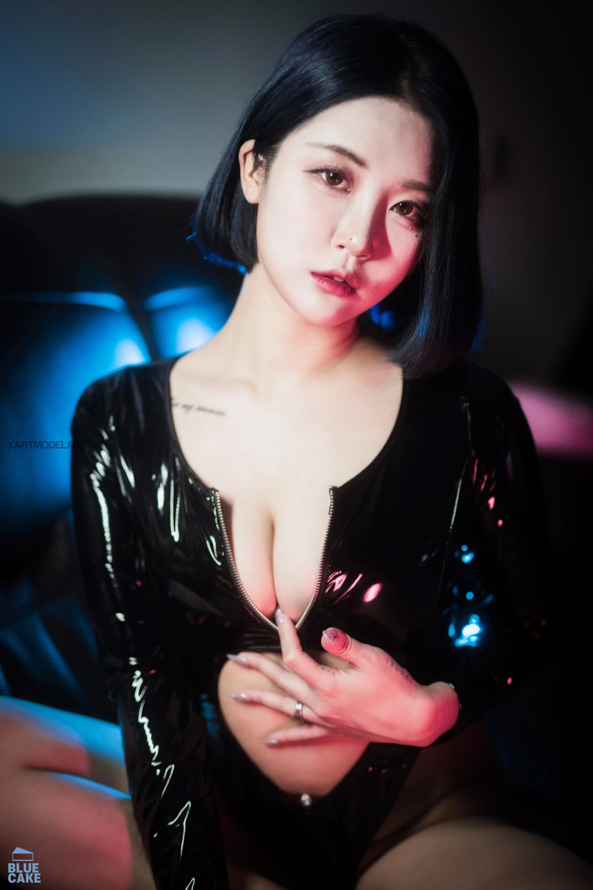 Bomi [보미] City of Night [75P]