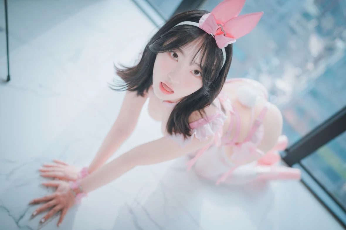 [DJAWA Photo] HaNari [하나리] - My Pinky Valentine [ S.Ver] [130P]