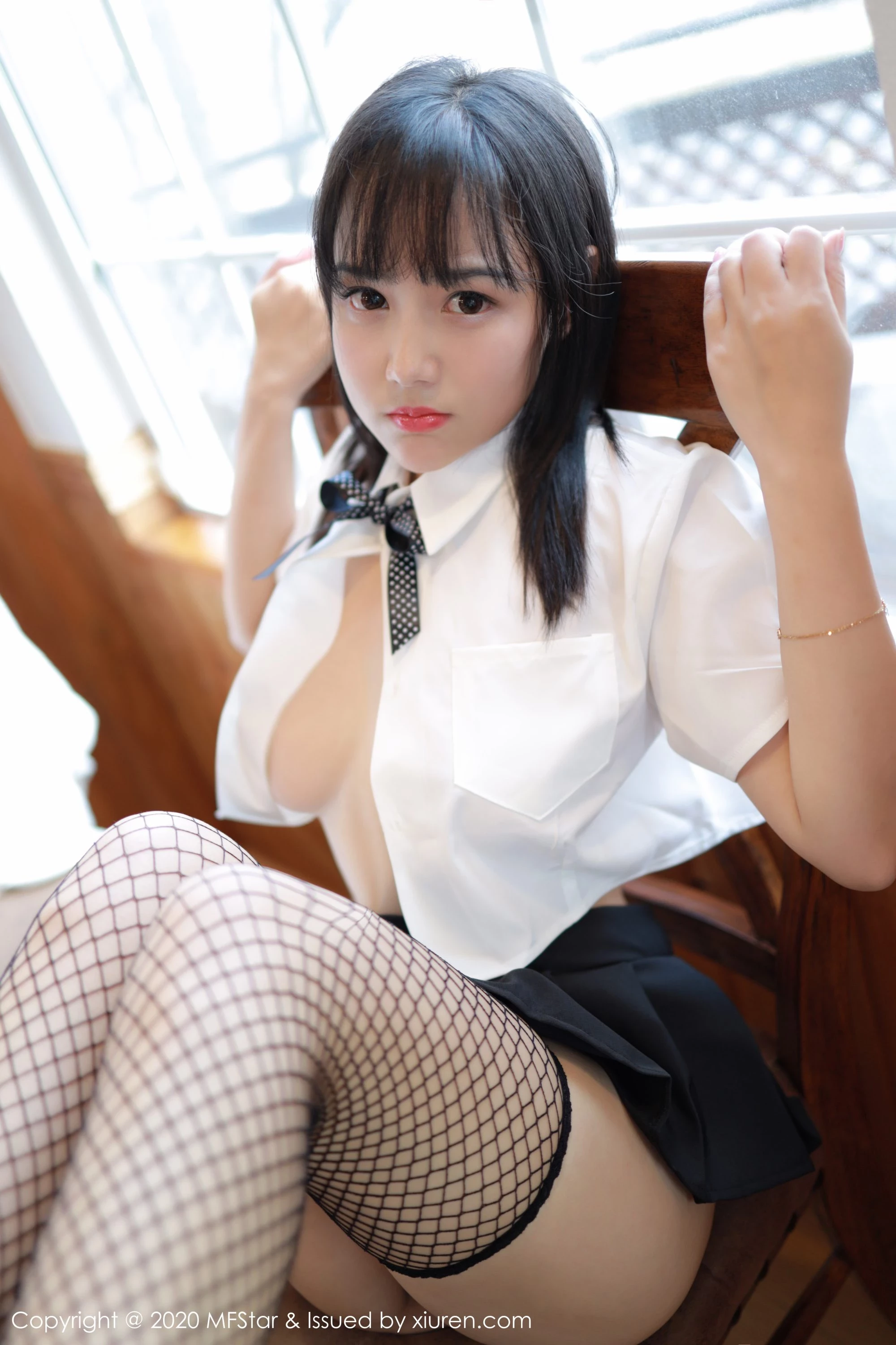 [MFStar模范学院系列]2020.01.13 VOL.255 徐微微mia 性感写真[53P]