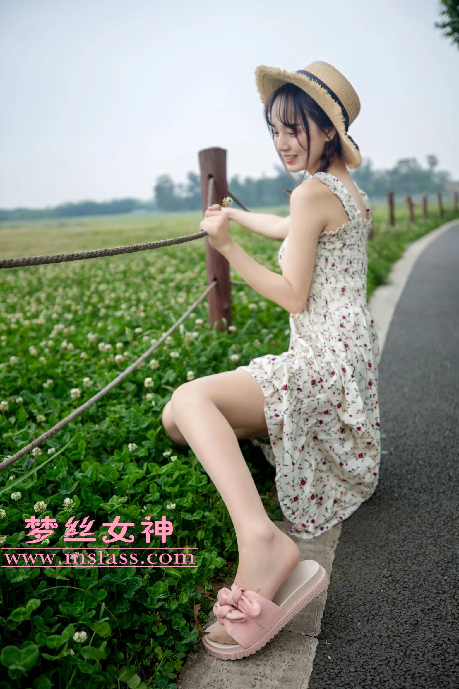 [MSLASS]梦丝女神 - 玥玥[Yuè yuè] 田园的萌妹 [78P]