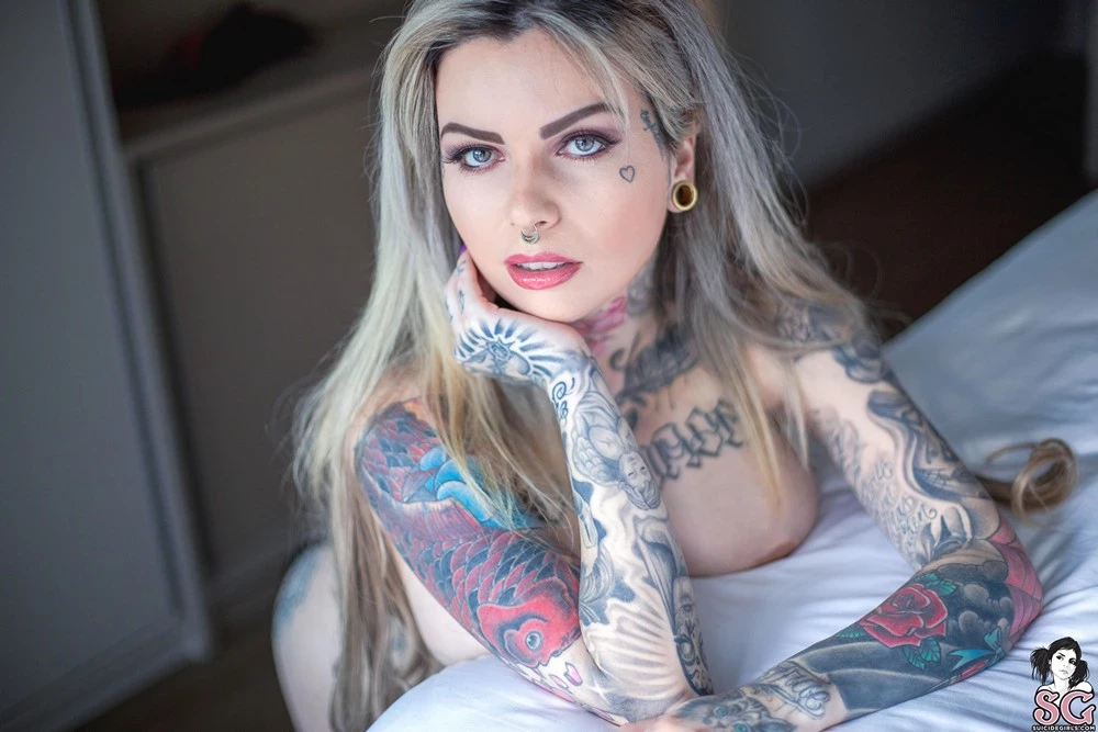 [Suicide Girls] Tatycamili - Sugar Doll