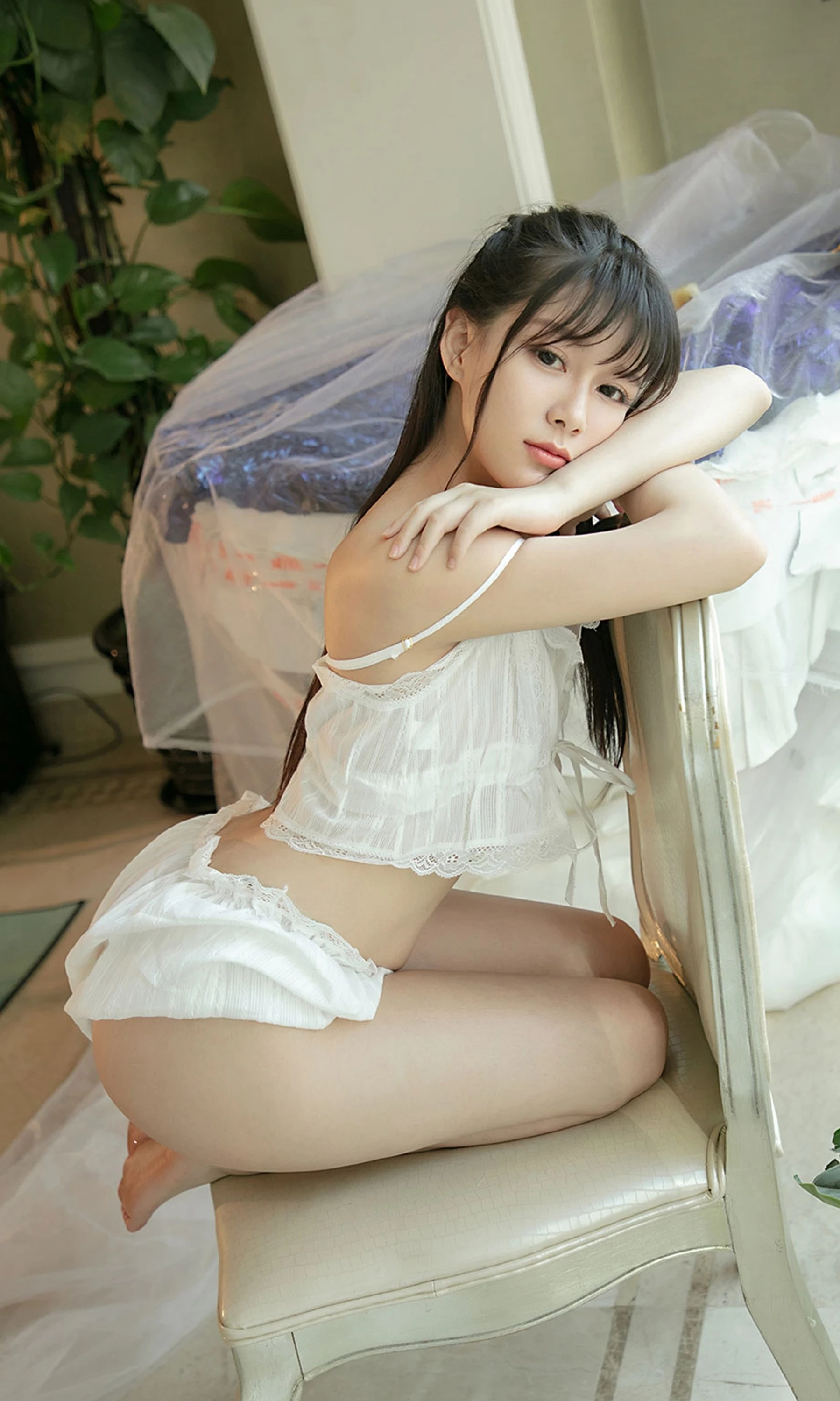 [Ugirls尤果网]爱尤物专辑 2019.07.07 No.1509 Sarah 白苹果 [35P]