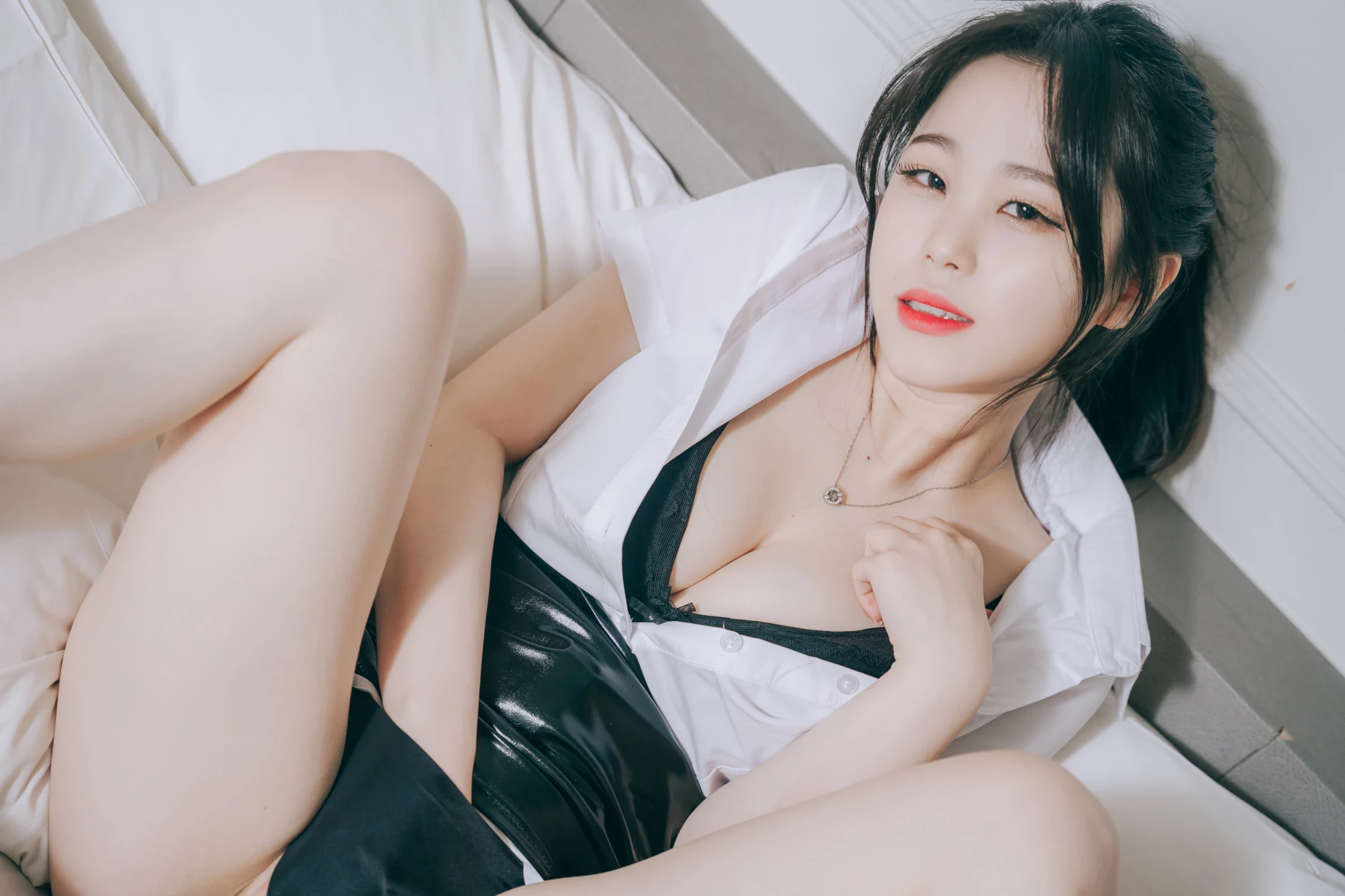 VOL.50 SUYEON Bixxh [80P]