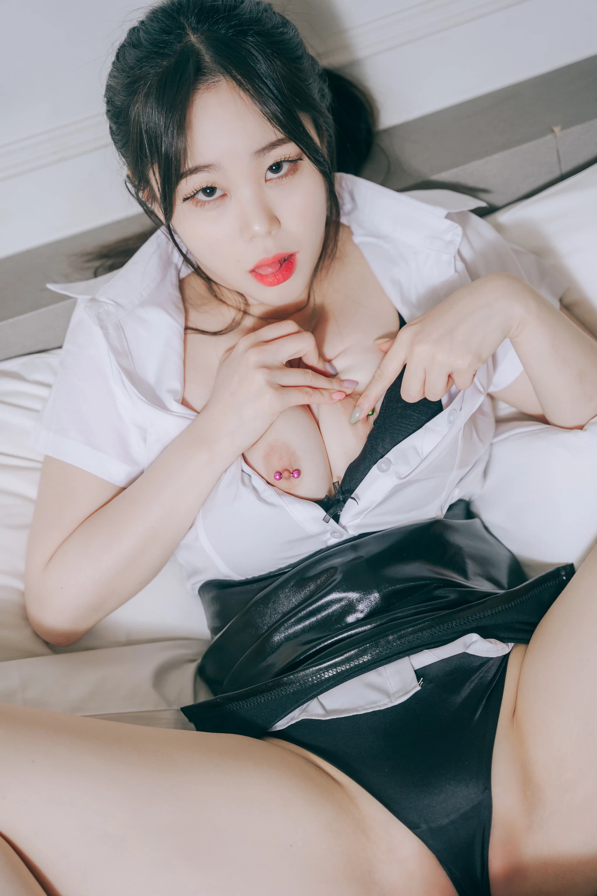 VOL.50 SUYEON Bixxh [80P]