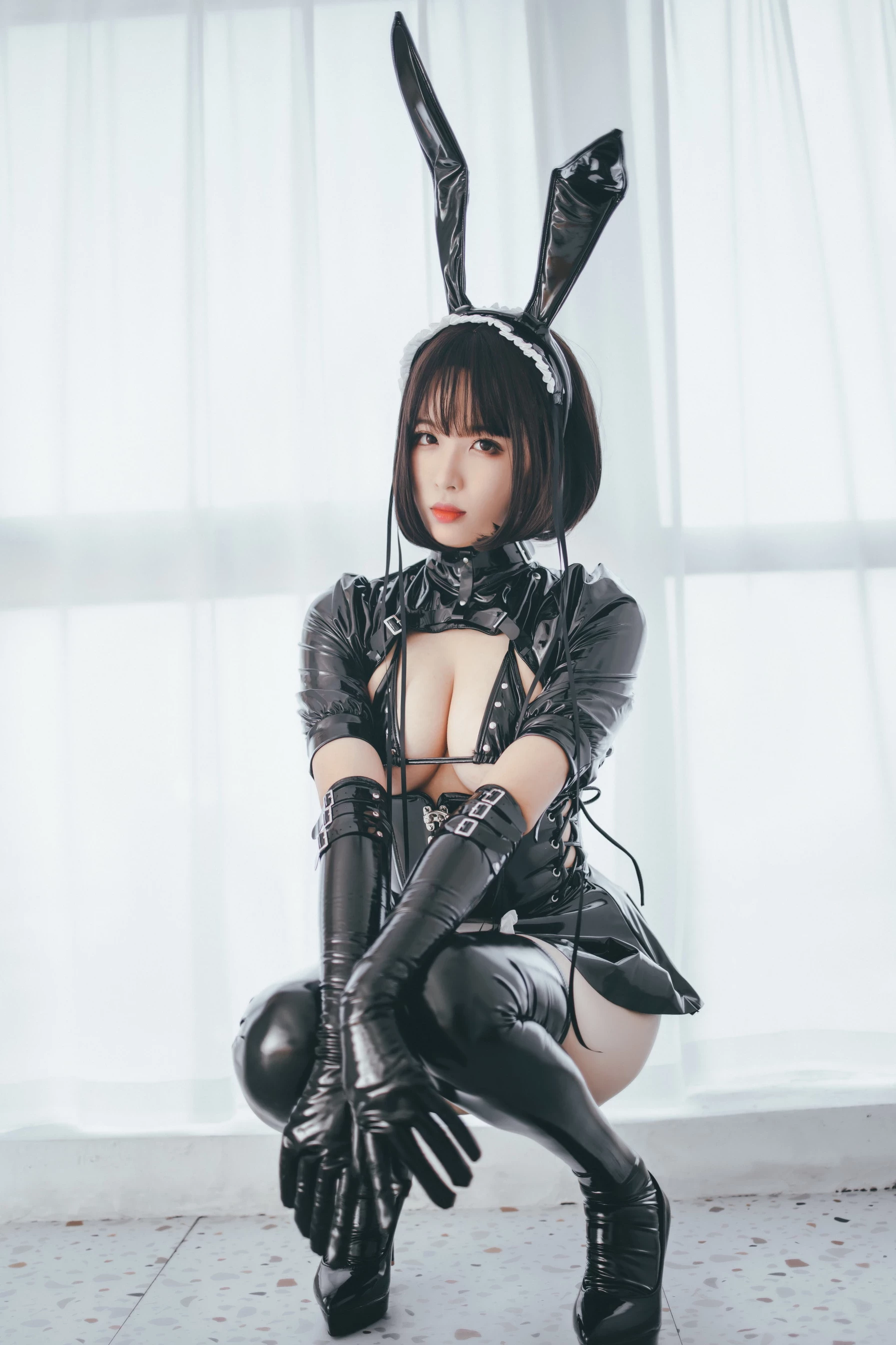 Xansoon 轩萧学姐 – Bunny girl maid 兔女郎女仆 [52P]