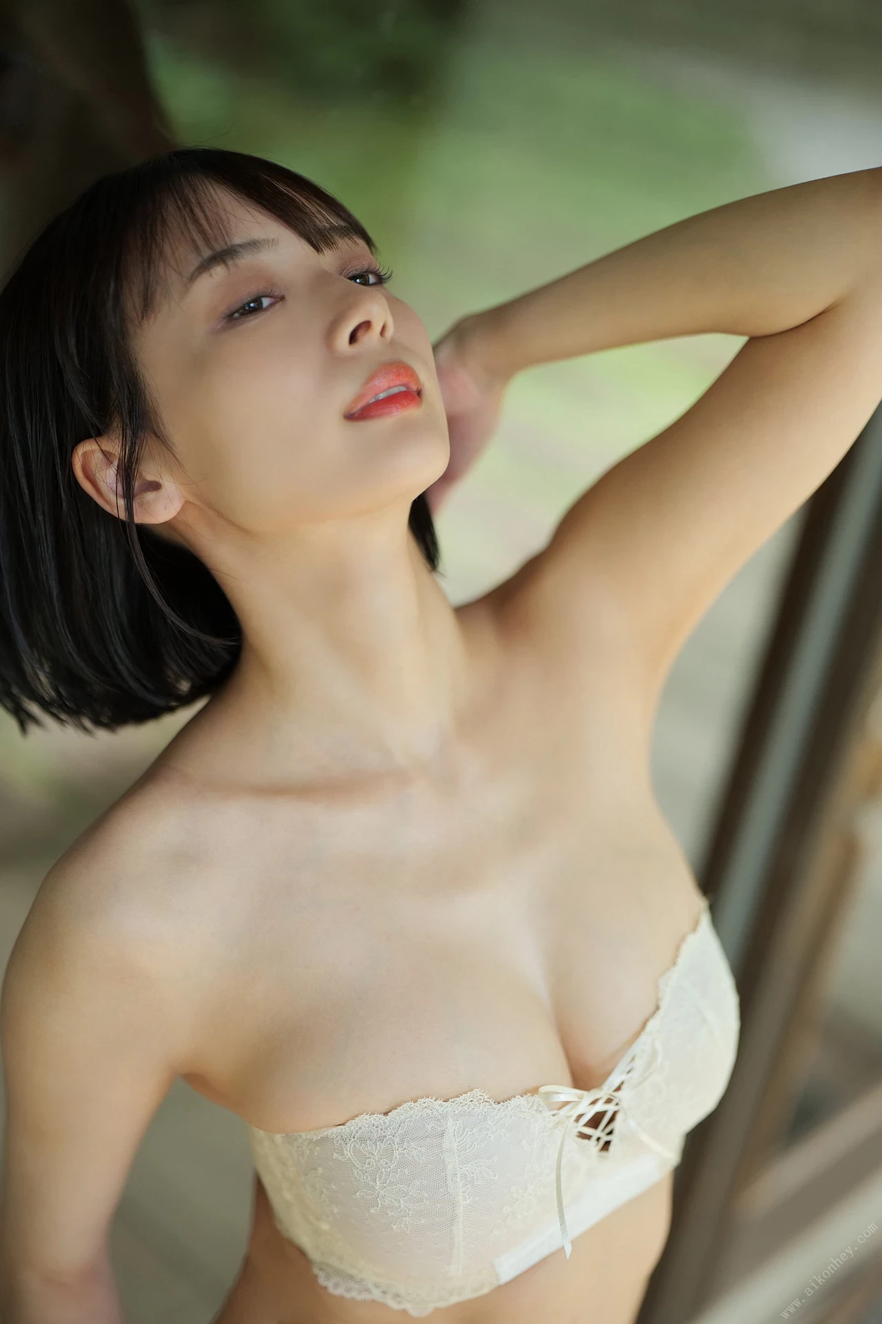 冈田纱佳 おかぴーの森へようこそ 周刊ポストデジタル写真集 [79P]