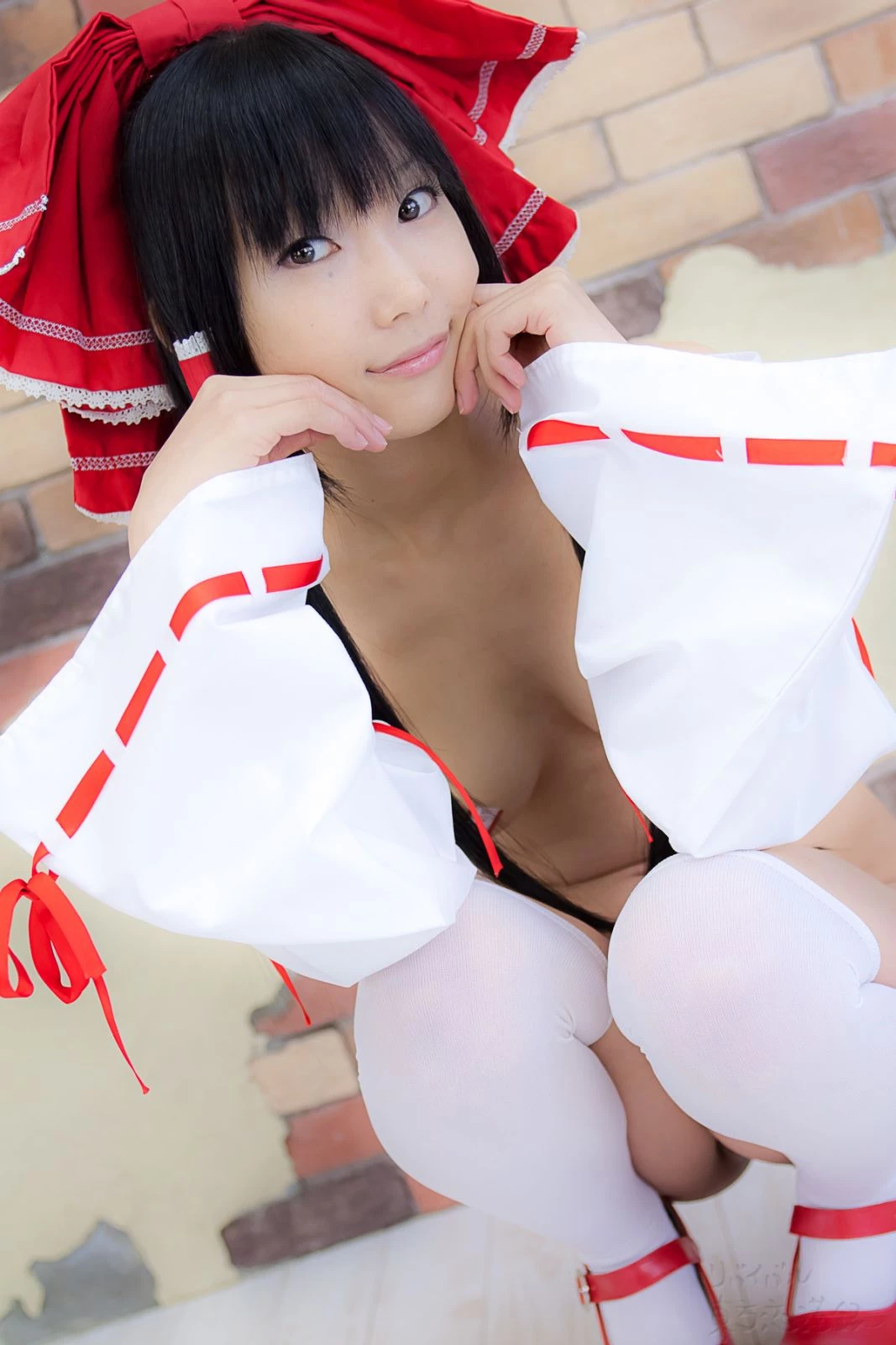 lenfried touhou hakurei reimu sexy ero cosplay