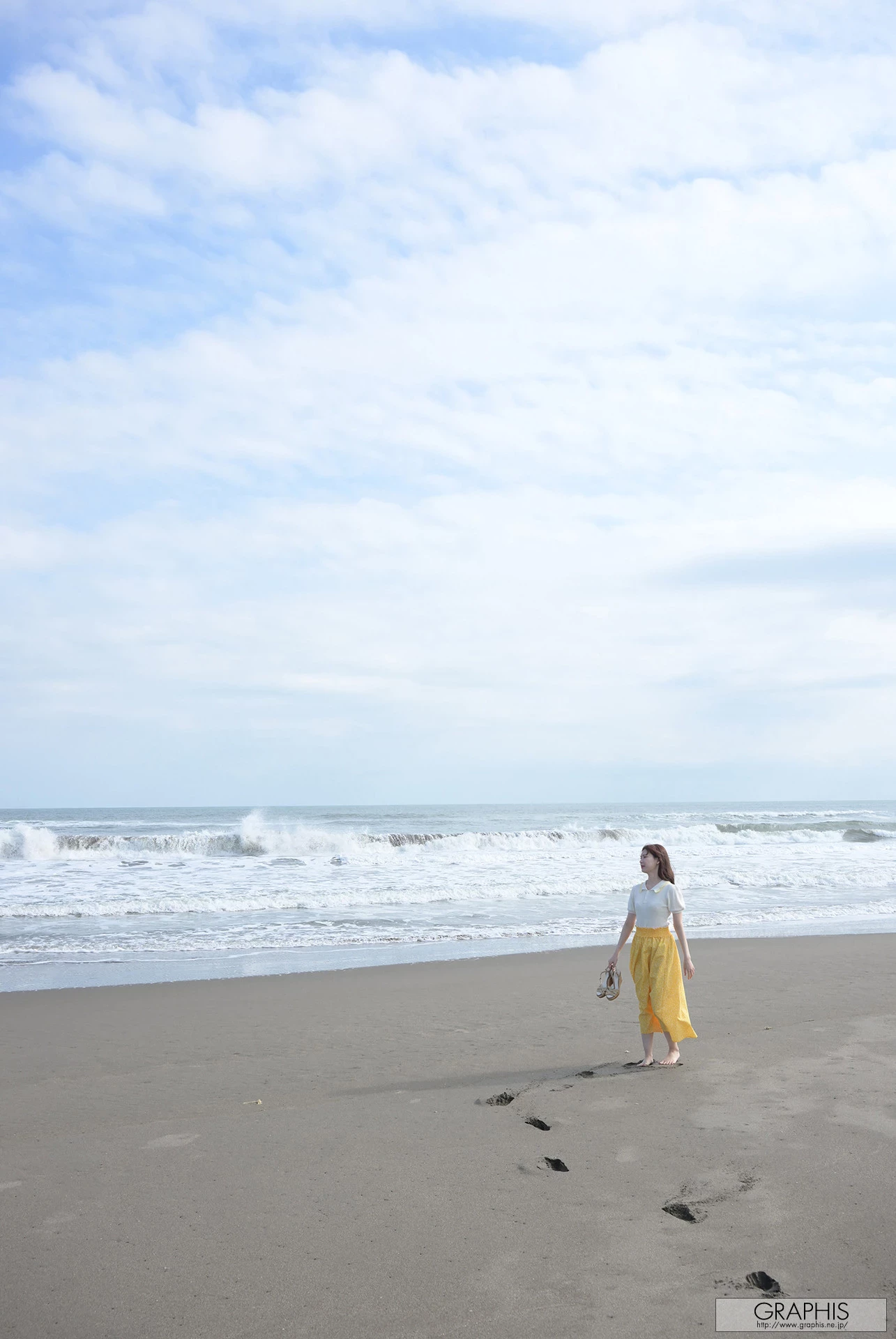 [明里つむぎ] 高颜值美人白嫩身材若隐若现 极品又可口 [20P]