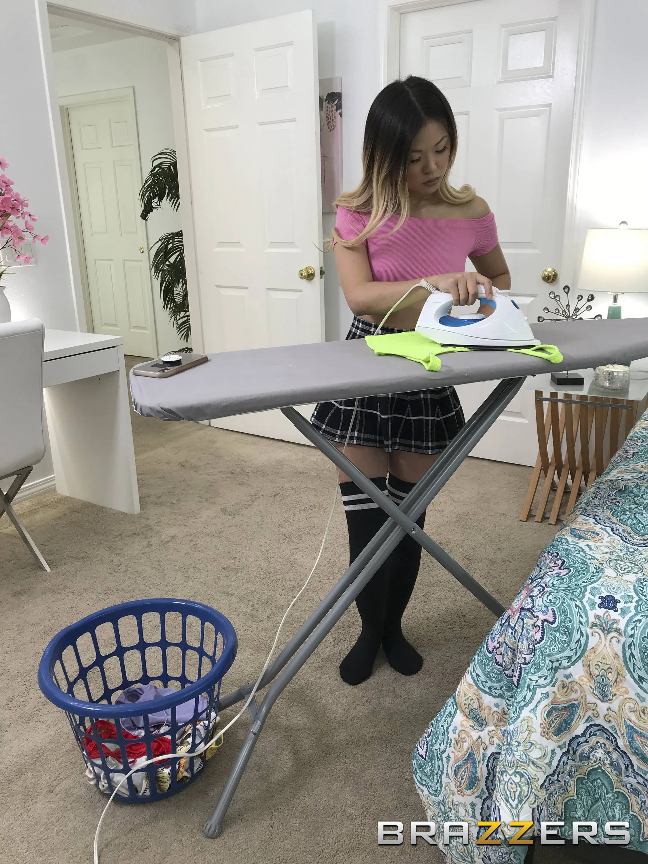 [网搜大尺度系列]Lulu Chu - Vibing In Her Pantie 1[100P]