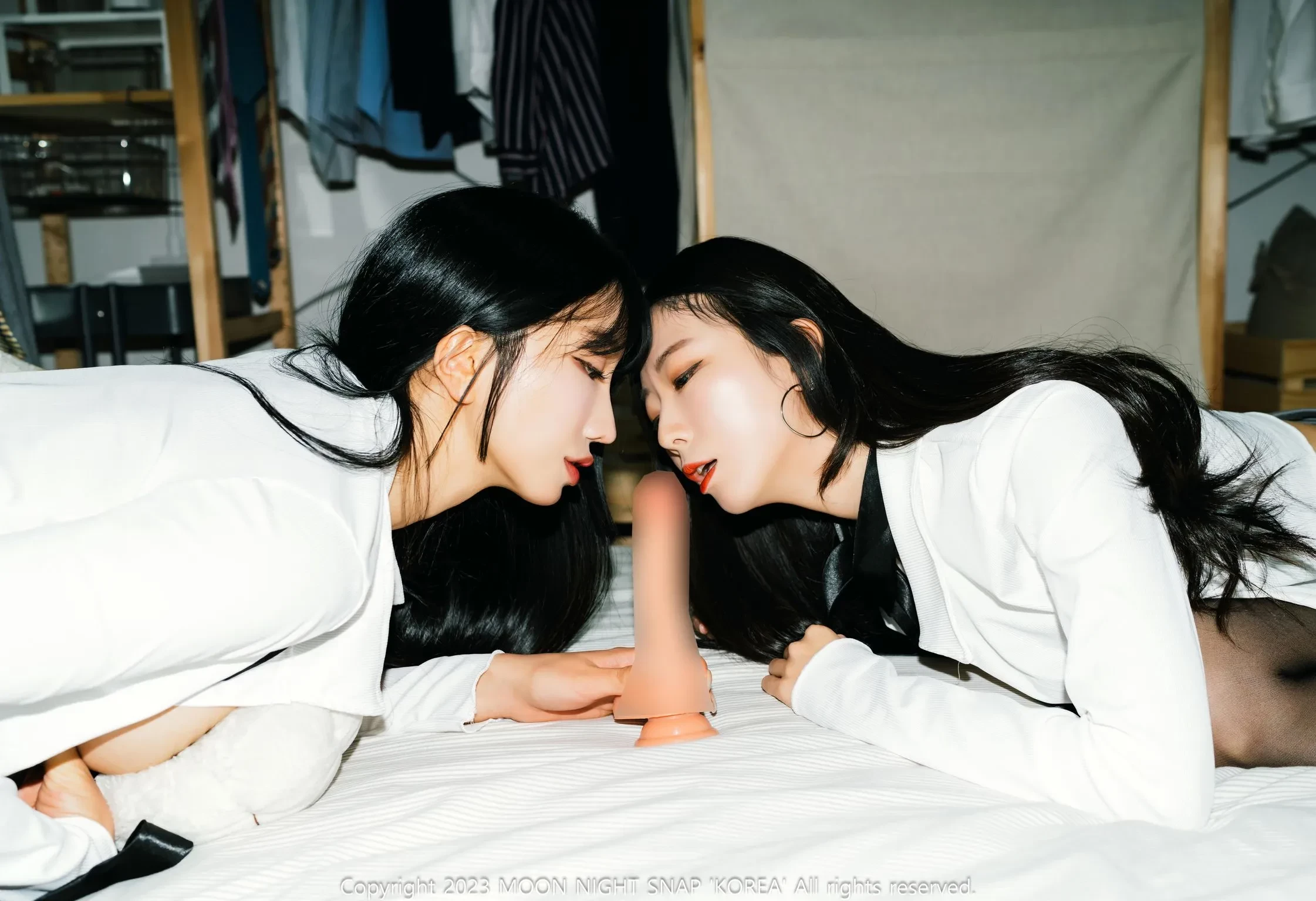 [Moon Night Snap] Mona [모나] & Jucy [쥬시]： Stick [86 photos]