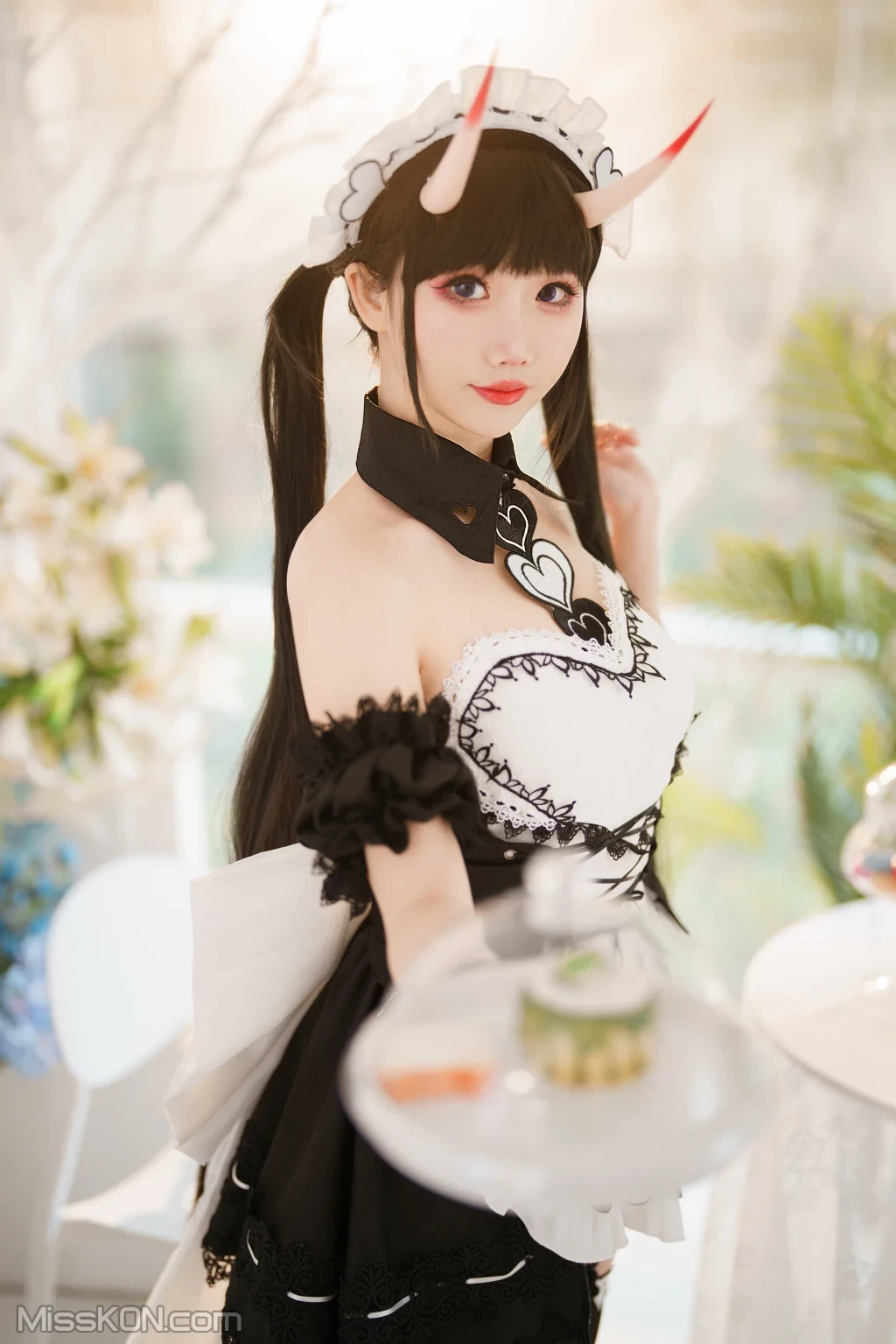 Coser@面饼仙儿 No.122： 能代女仆 [31 photos]