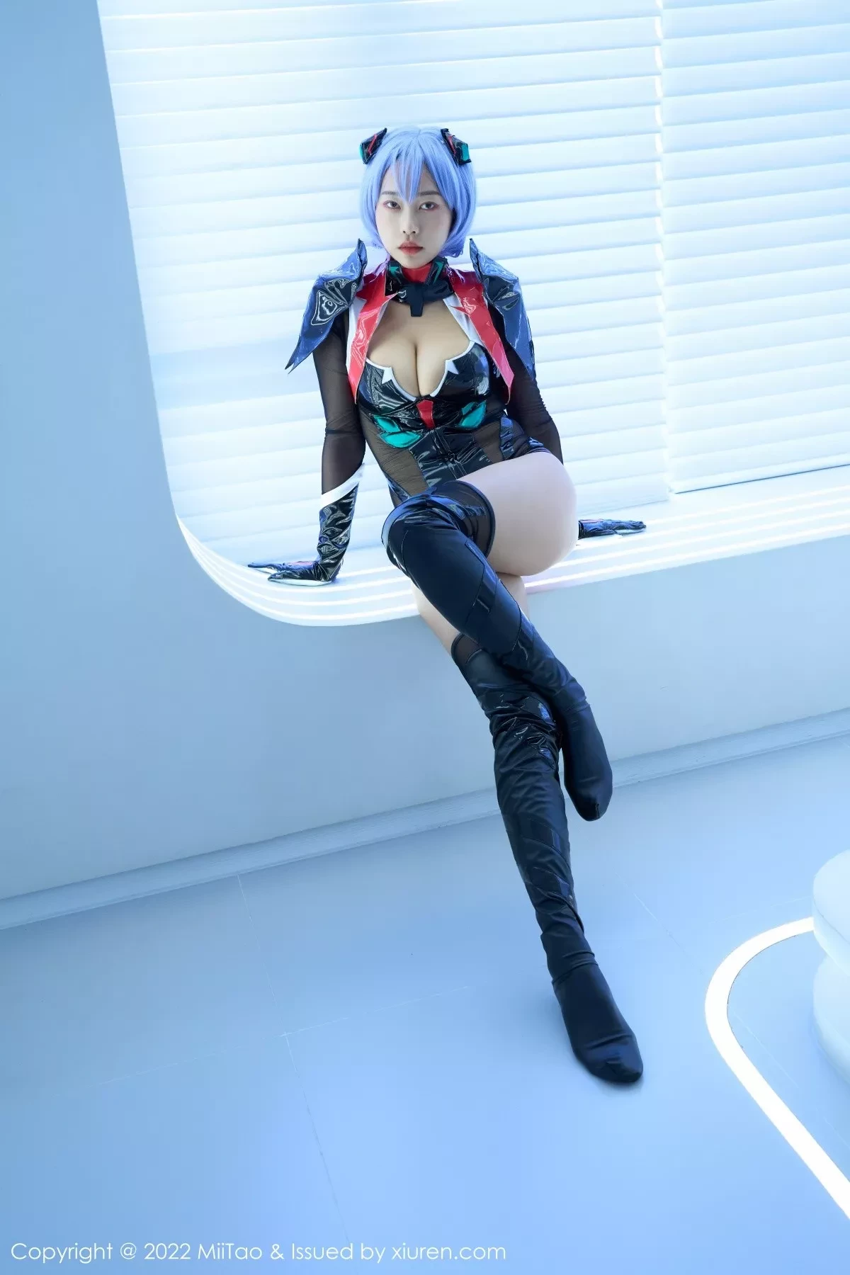 [MiiTao蜜桃社]Vol.148_新人模特梦乃Mandy私房Cosplay主题低胸连体衣秀豪乳诱惑写真73P