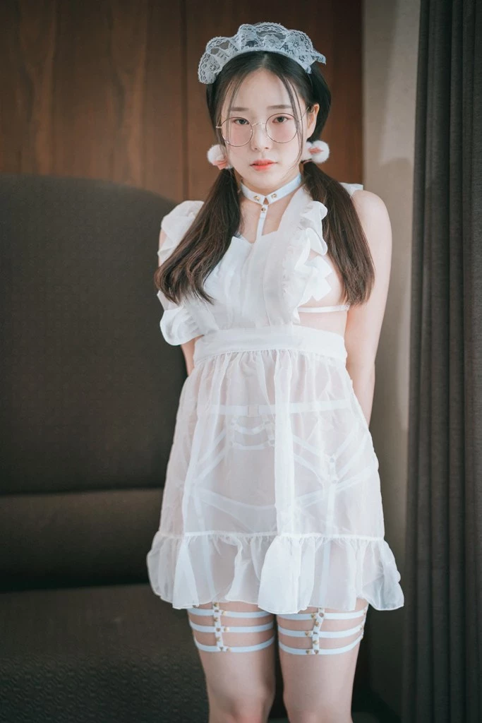 DJAWA Photo – Pia [피아] “Sheer Chiffon Apron” [66P]