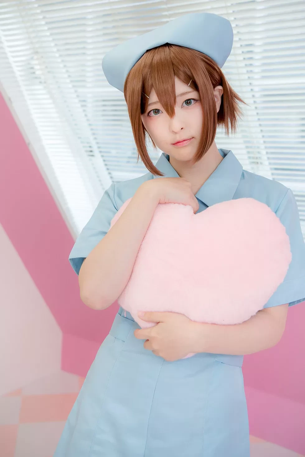 [Cosplay精选]Cosplay正片《美少年部屋》图集真人美少女白嫩美腿性感写真300P