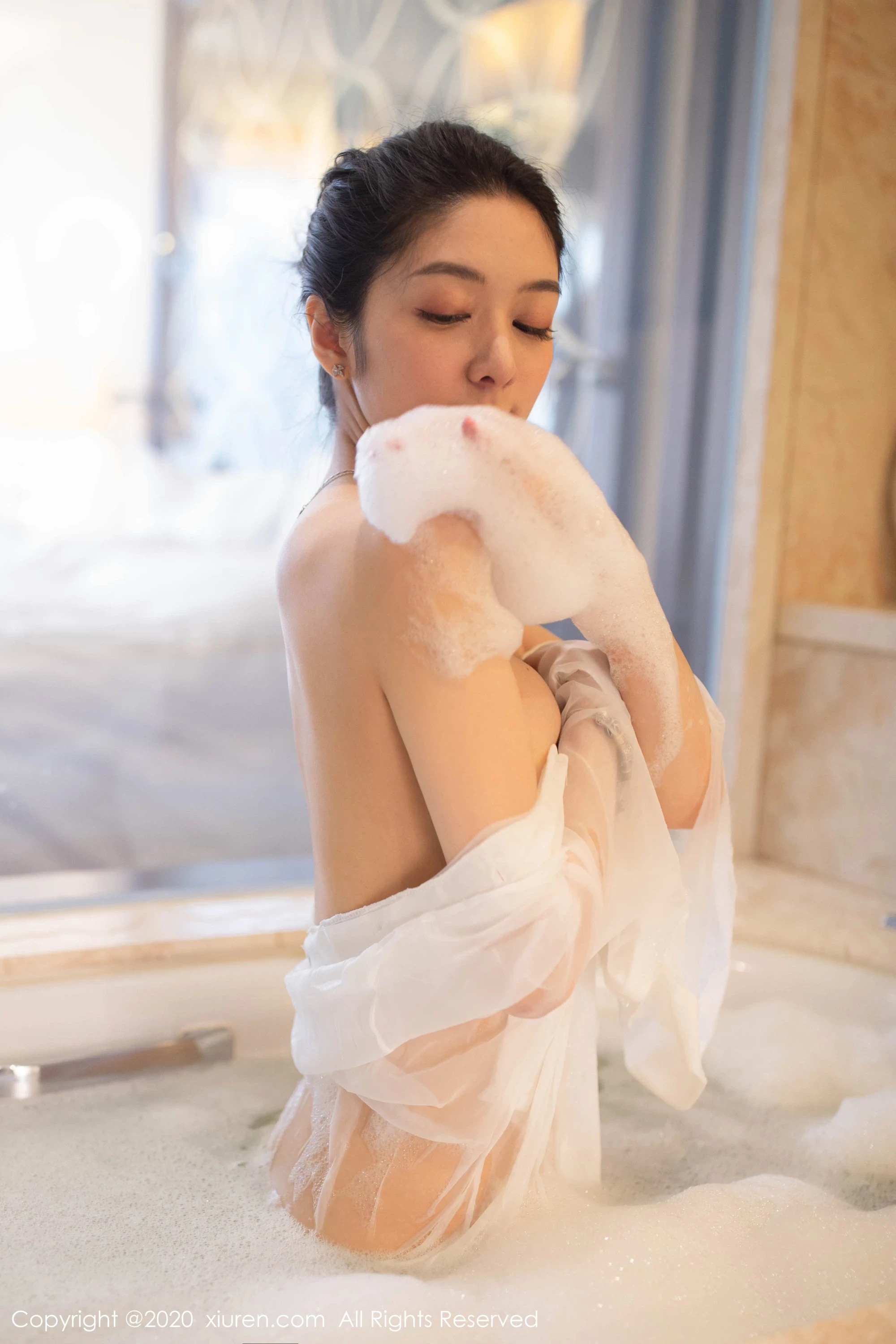 [Xiuren秀人网系列]2020.03.16 No.2063 Angela小热巴 性感写真[63P]