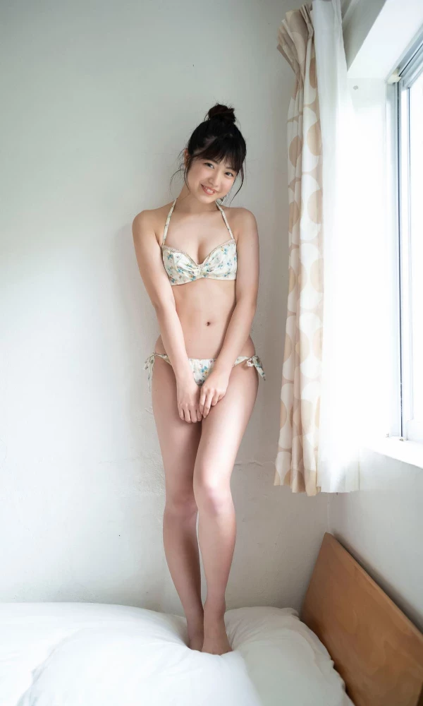 吉田莉桜[17] 日本一かわいい高校一年生グランプリ吉田莉桜[17] 美少女JKの日常グラ...