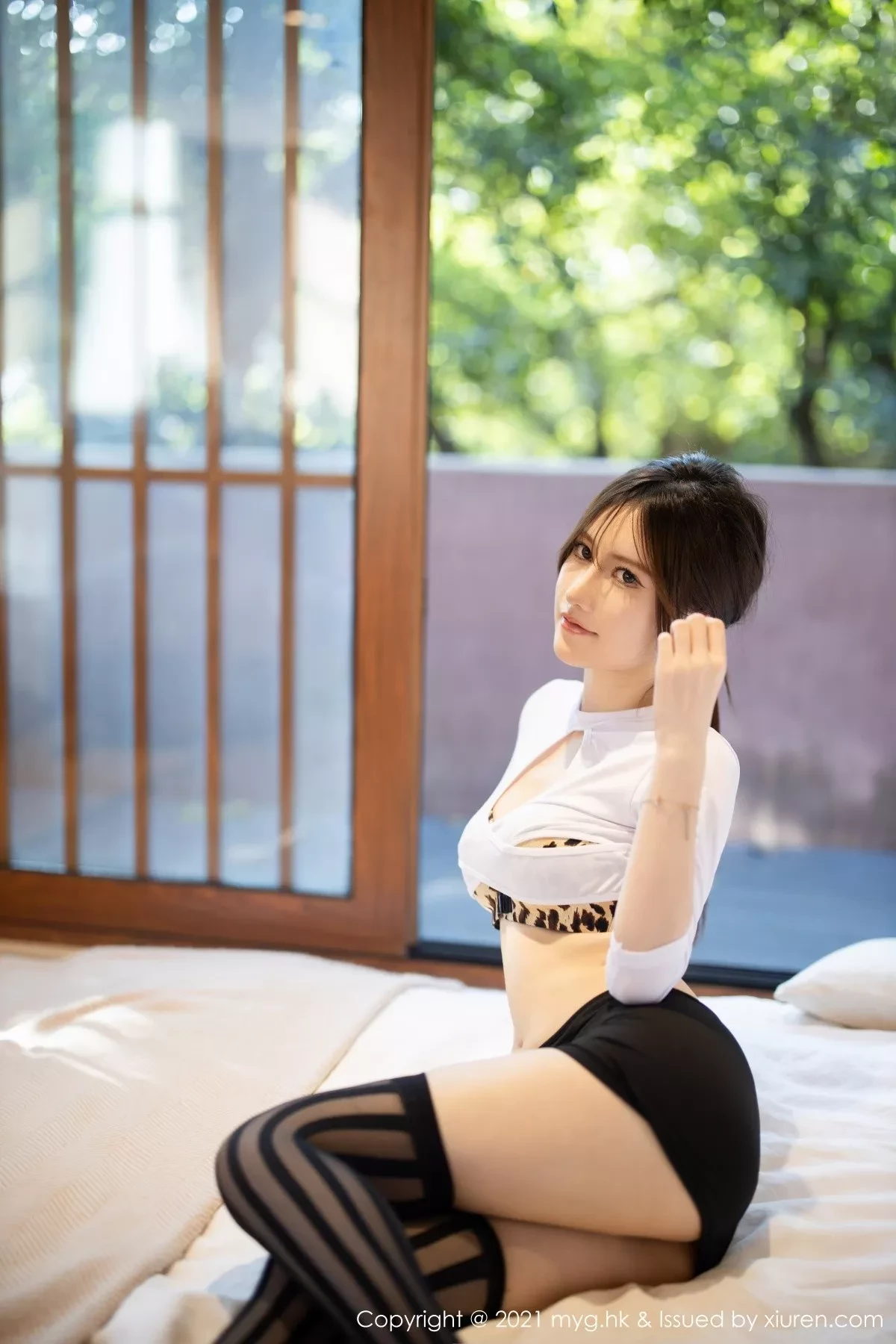 [MyGirl美媛馆]Vol.598_新人模特美桃酱长三角旅拍豹纹内衣配黑短裙秀翘臀诱惑写真109P