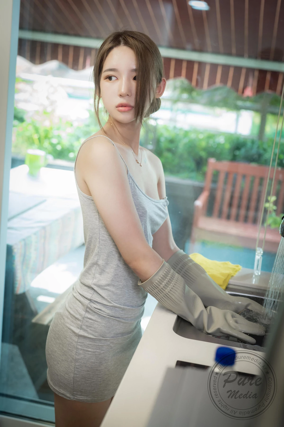 Yeha 예하, [PURE MEDIA] Vol.249 Bad Delivery Guy and New Wife Set.02 [72P]