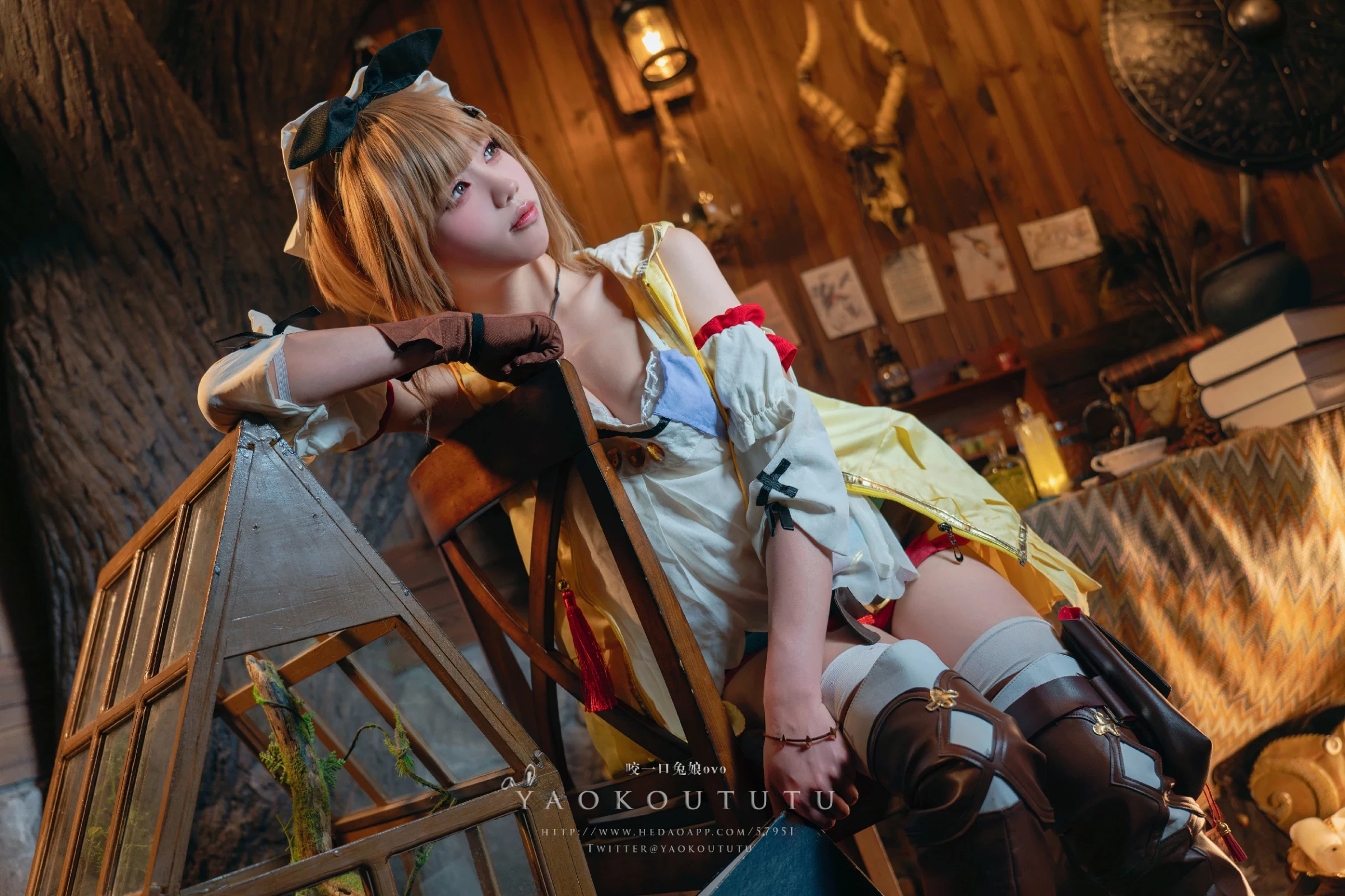 Coser@黏黏团子兔 -  莱莎的秘密工坊’&和我交往吗 [53P]