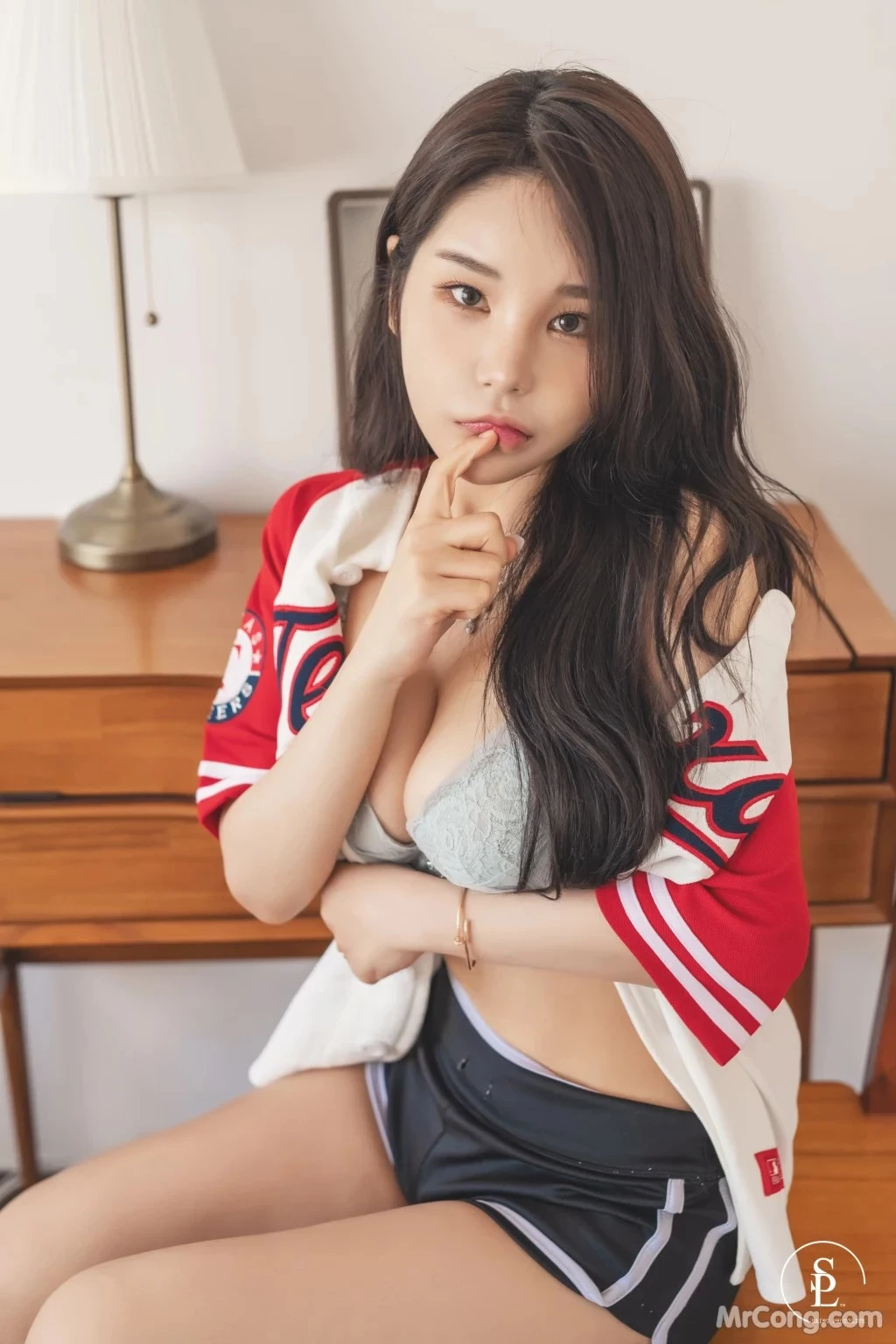 SAINT Photolife - Zzyuri [쮸리] Vol.20 Homebody [108P]