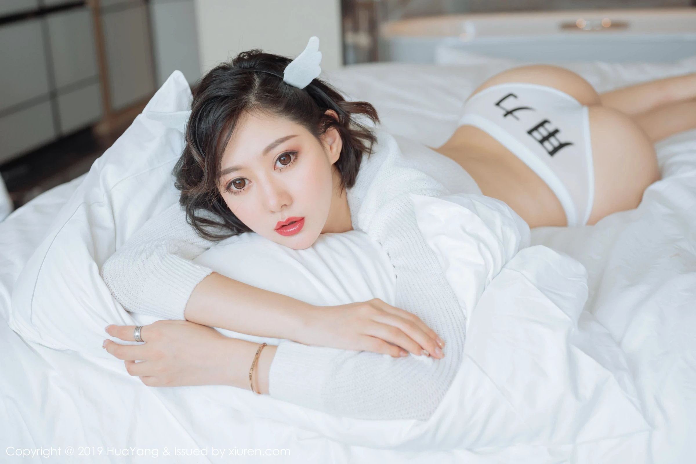 [HuaYang花漾系列]2019.08.13 VOL.167 艺轩 完整版无水印写真[51P]