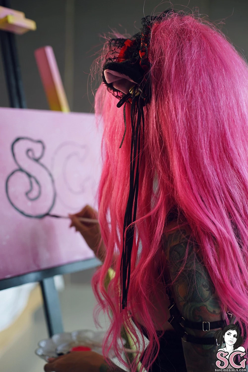 [Suicide Girls] - 2021-09-19 Kitty Drawing SG Logo - Iamdollhead