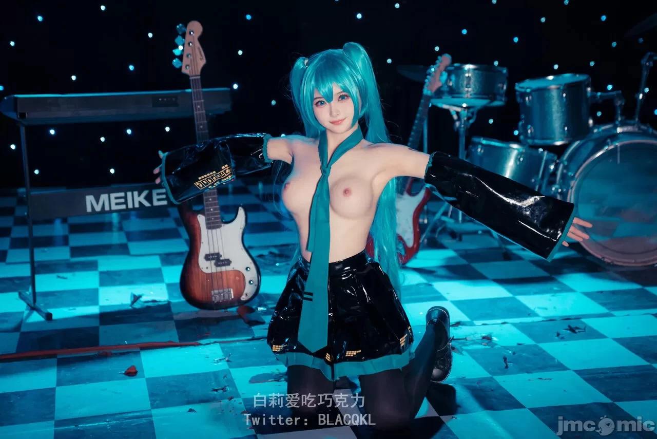 白莉爱吃巧克力 - miku [102P]