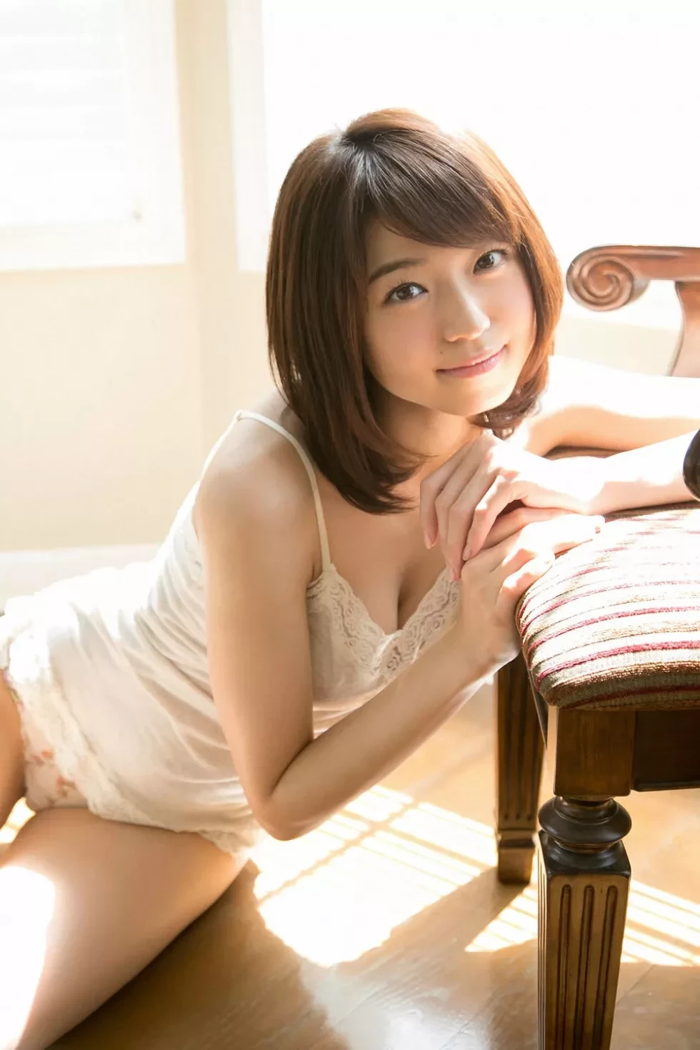 [YS Web]Vol.683_日本美女艺人中村静香甜美迷人性感系列写真99P