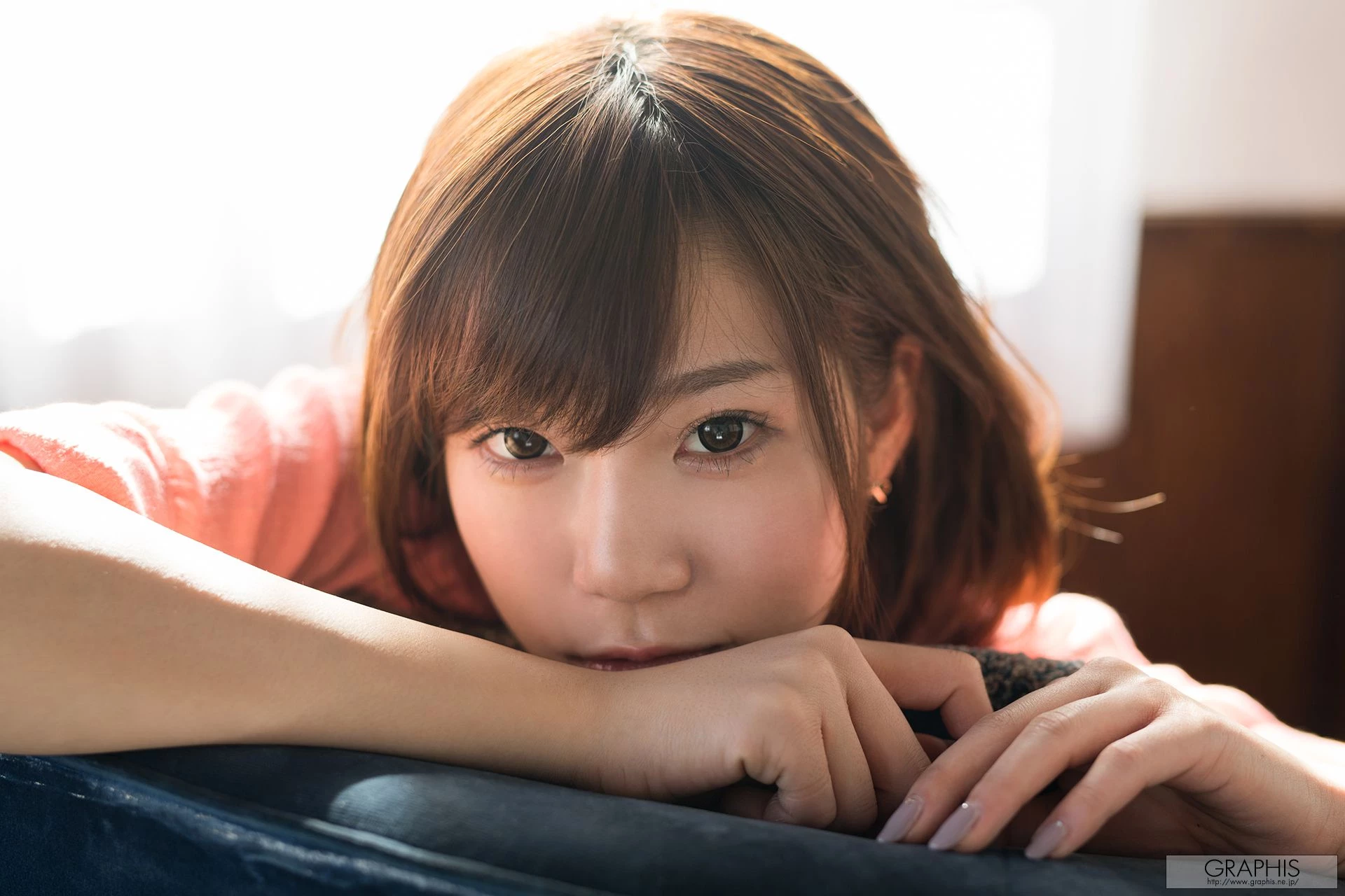 subasa 翼 [Graphis] First Gravure 初脱ぎ娘 [50P]