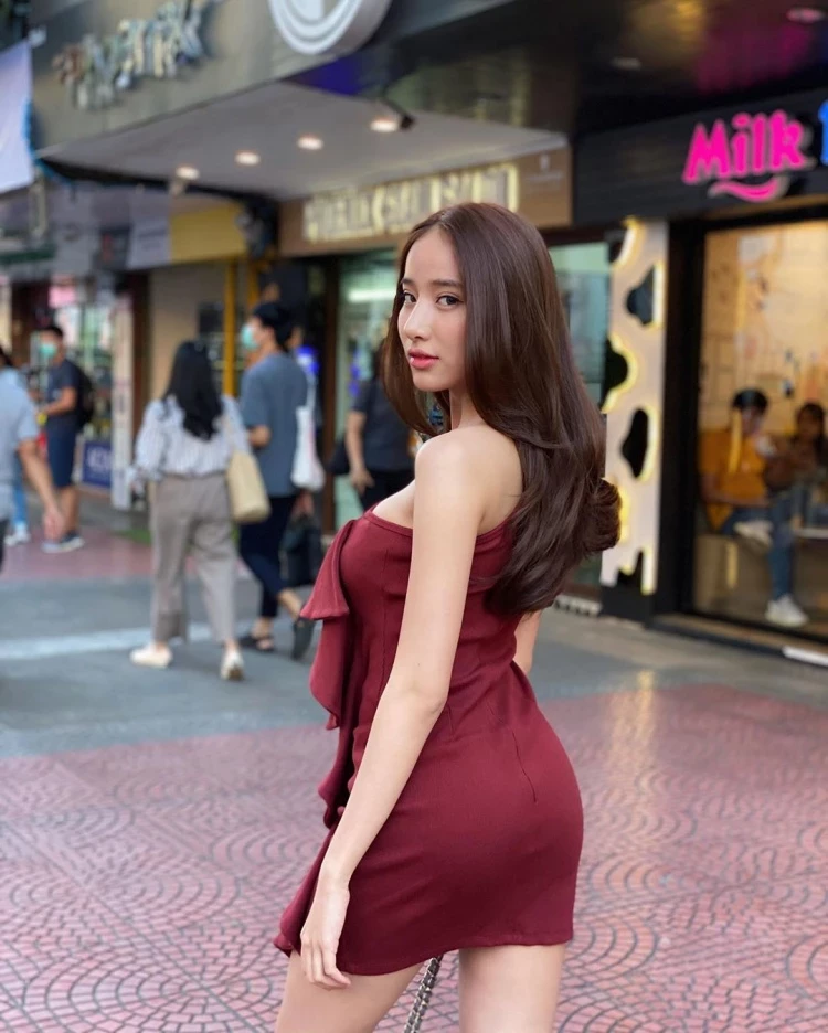 这样的超胸新娘 哪个男人不爱？~Pichana Yoosuk[mookpichana]