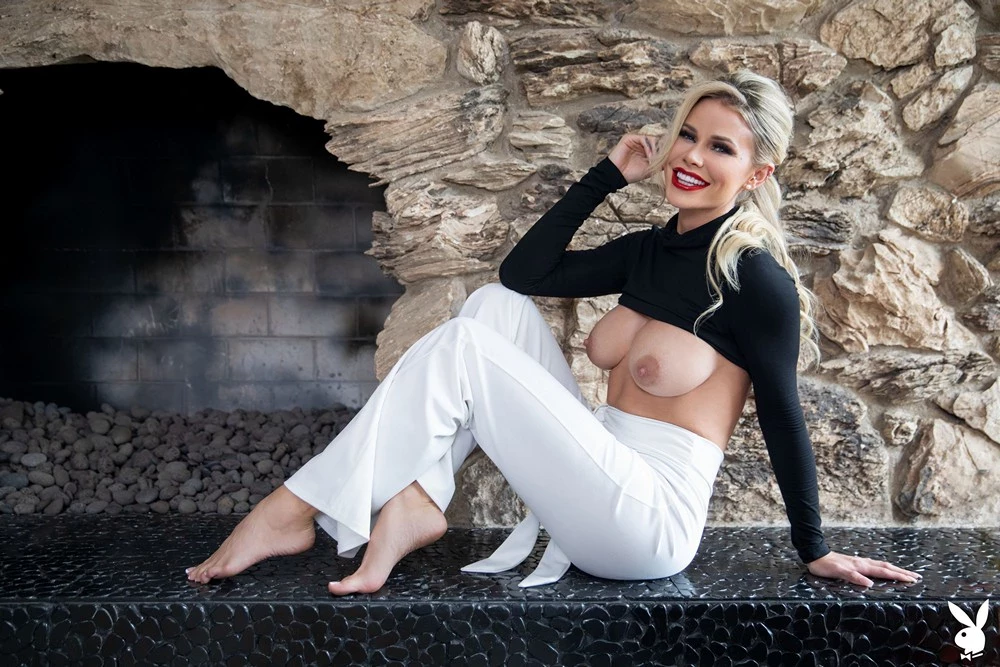 [Playboy]Mar 25, 2022 - pre-release Plus Jessa Rhodes in Tell Me More[47P]