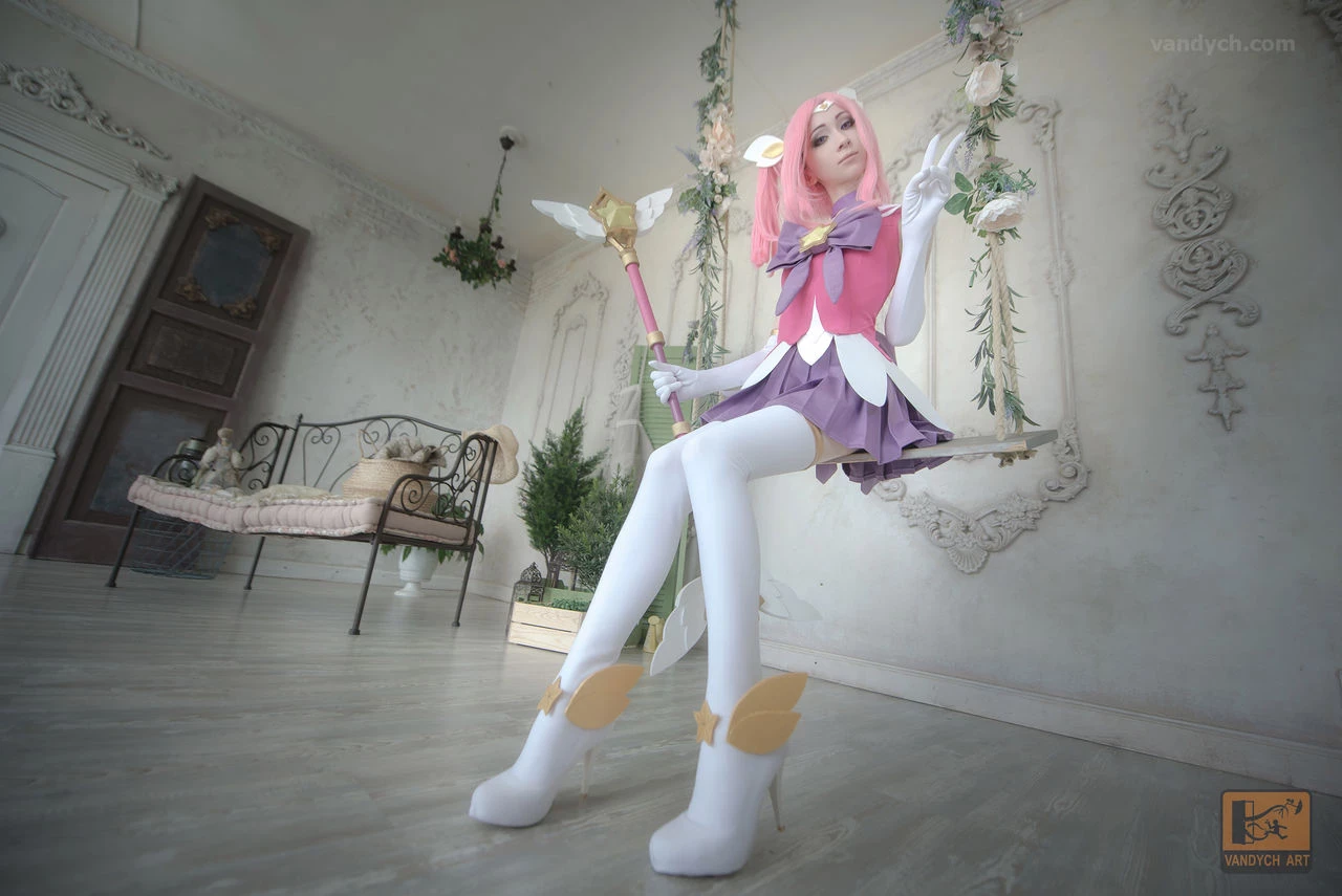 Vandych - Star Guardian Lux