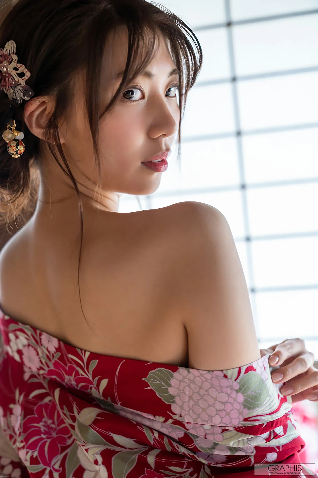 Graphis Gals Aika_Yamagishi 山岸逢花 Lustrous_Beauty [200P]