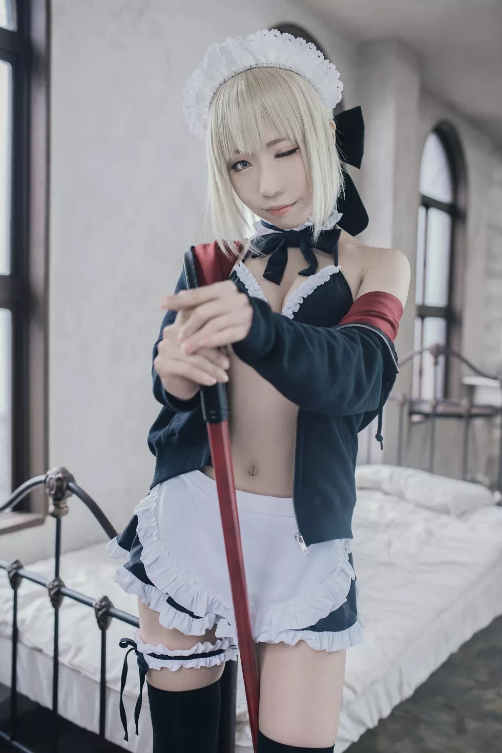 [Cosplay精选]《HeartBreak Morgan》吃雪糕的紧身衣妹子性感写真243P