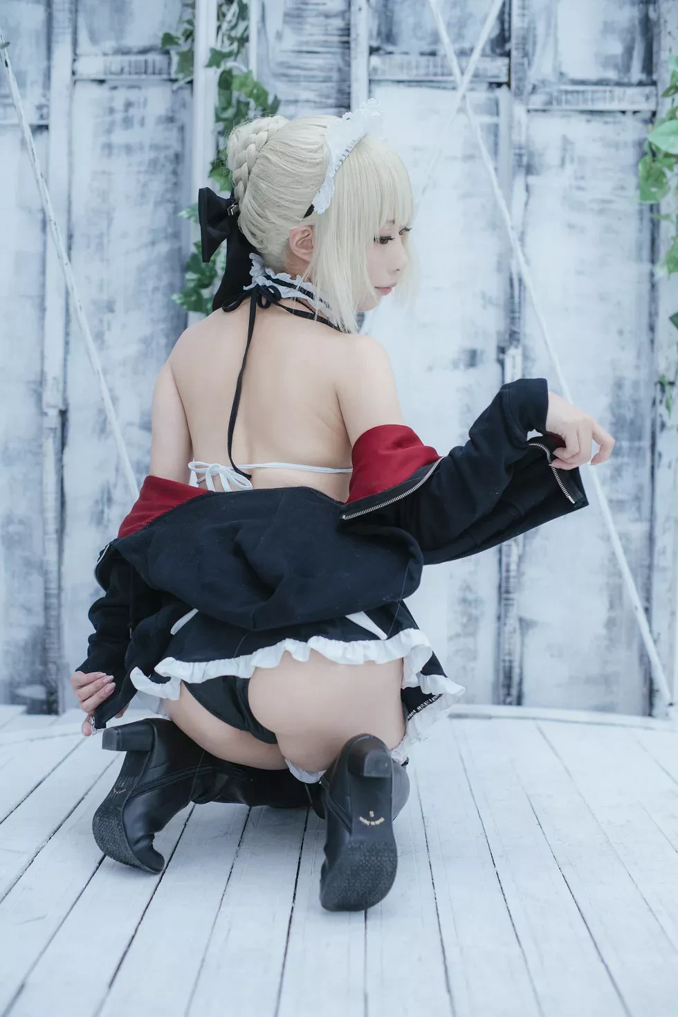 [Cosplay精选]《HeartBreak Morgan》吃雪糕的紧身衣妹子性感写真243P