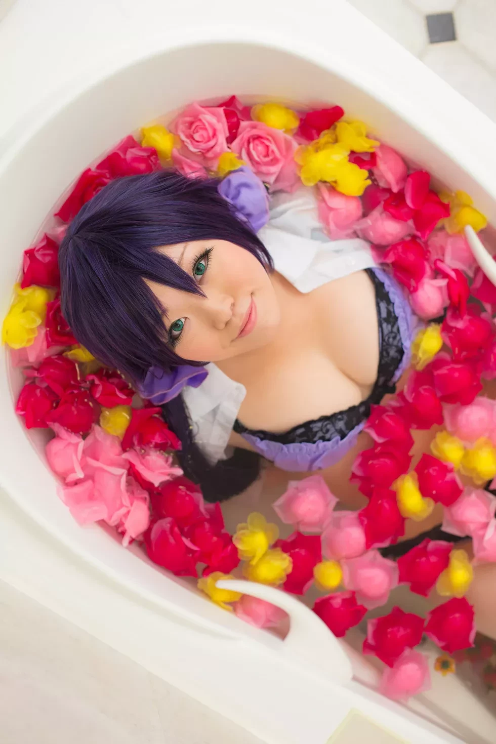 [Cosplay精选]COS正片《は紫や》图集丰满美少女粉红薄纱裙秀豪乳写真200P