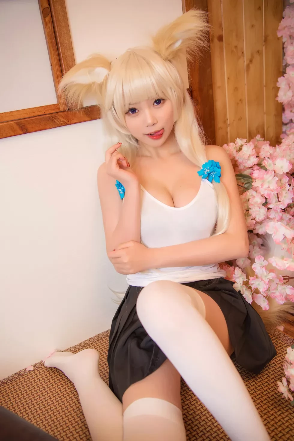 [Cosplay精选]《FoxHime》游戏图集迷人兔女郎完美身材写真56P