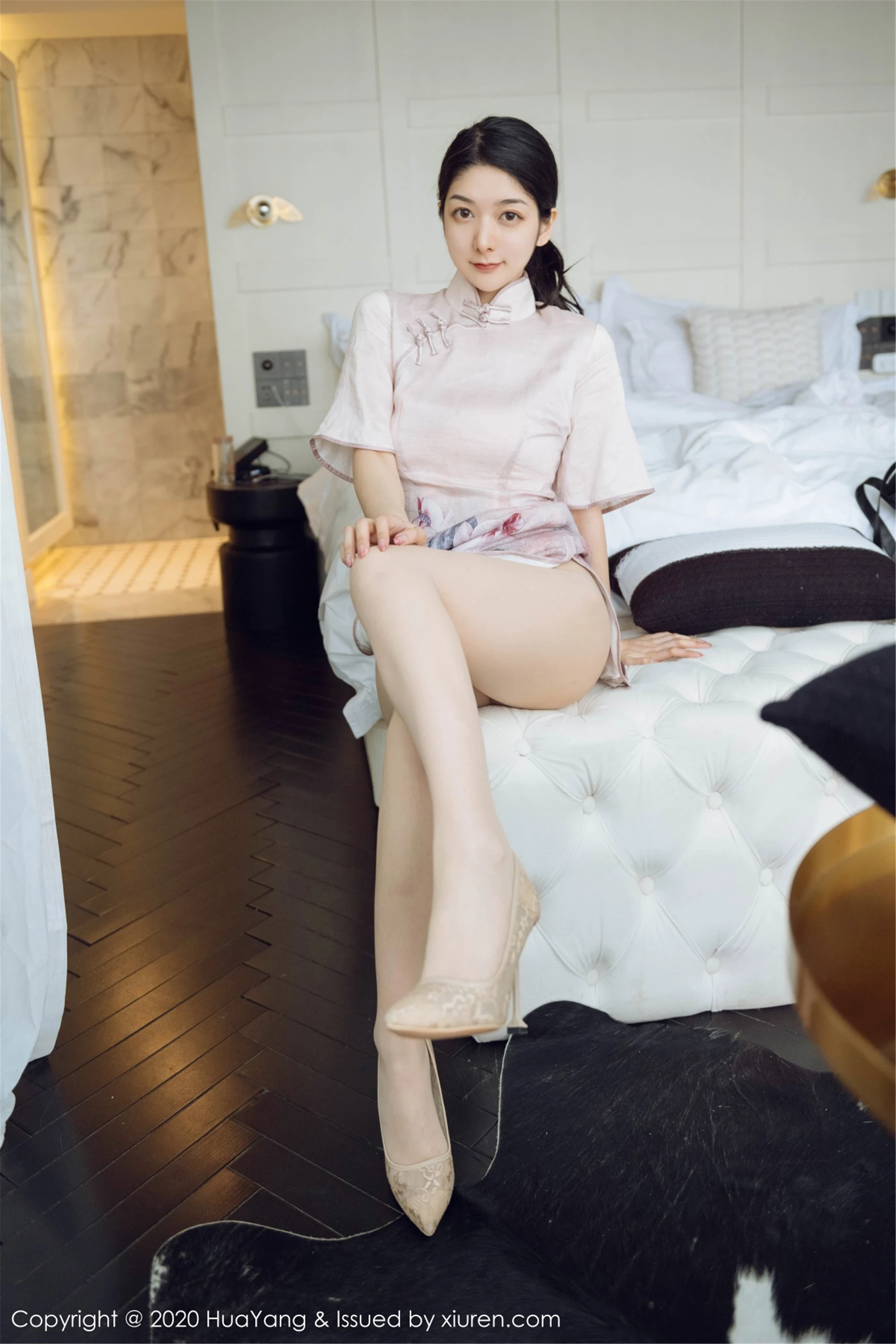 [HuaYang花漾系列]2020.09.07 VOL.285 Angela小热巴 完整版无水印写真[61P]