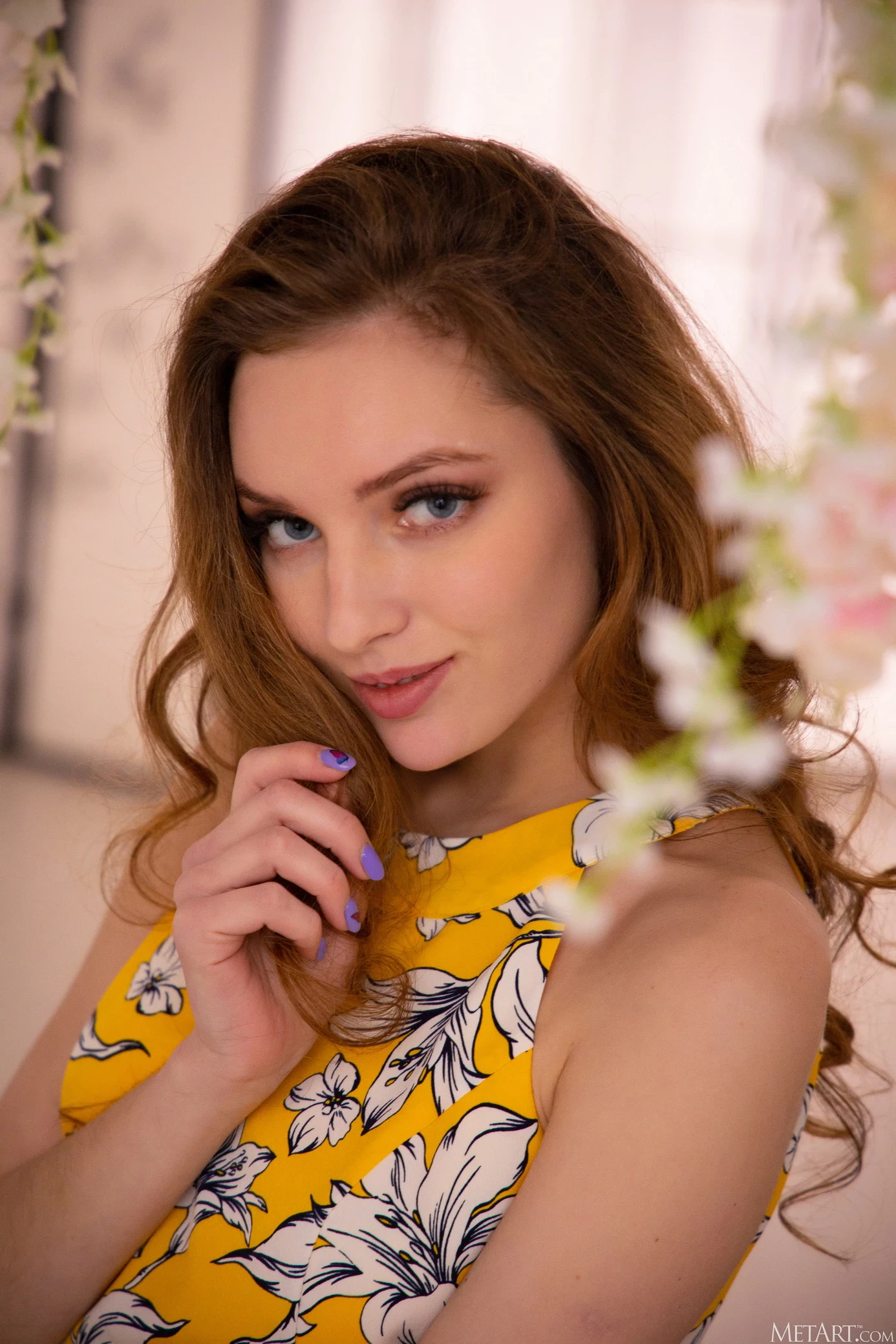 Viviann Flower Power [116P]