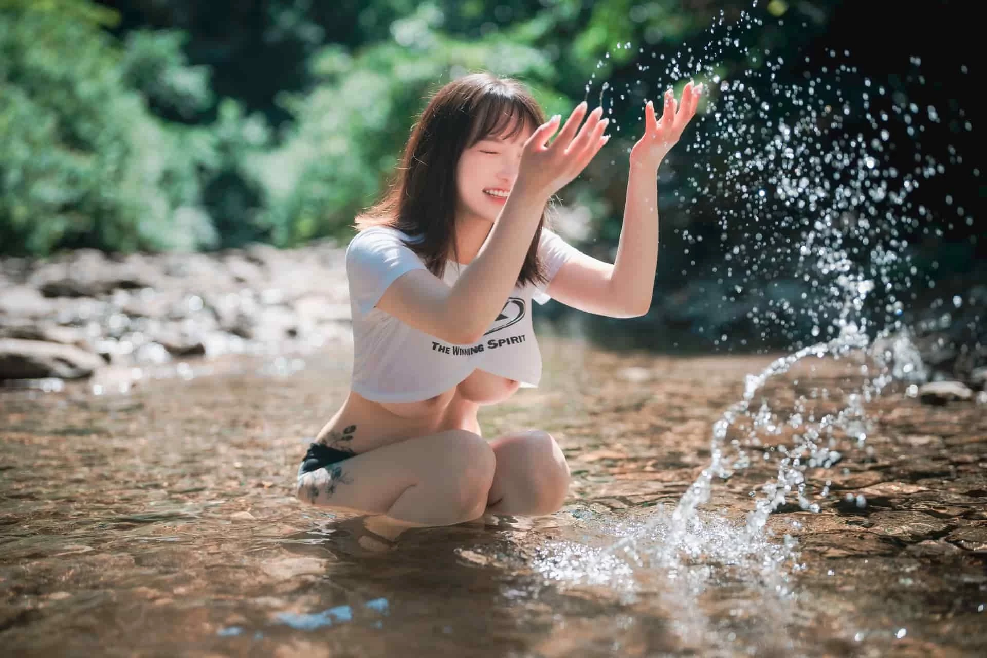 韩国美女[DJAWA] YeEun - A Girl in Nature [85P]