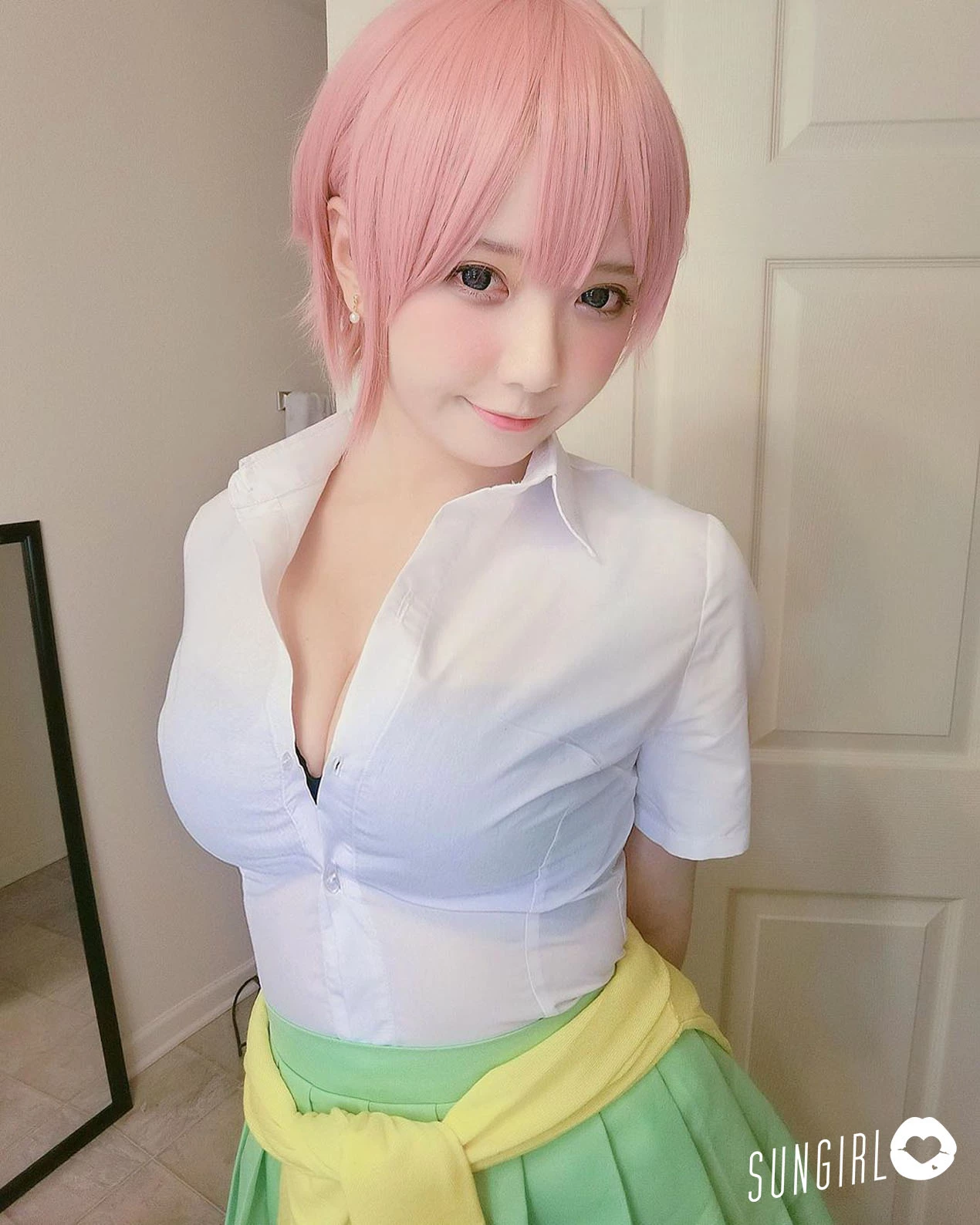 大陆正妹 Borusushi 童颜巨乳coser 神还原动漫萌角色