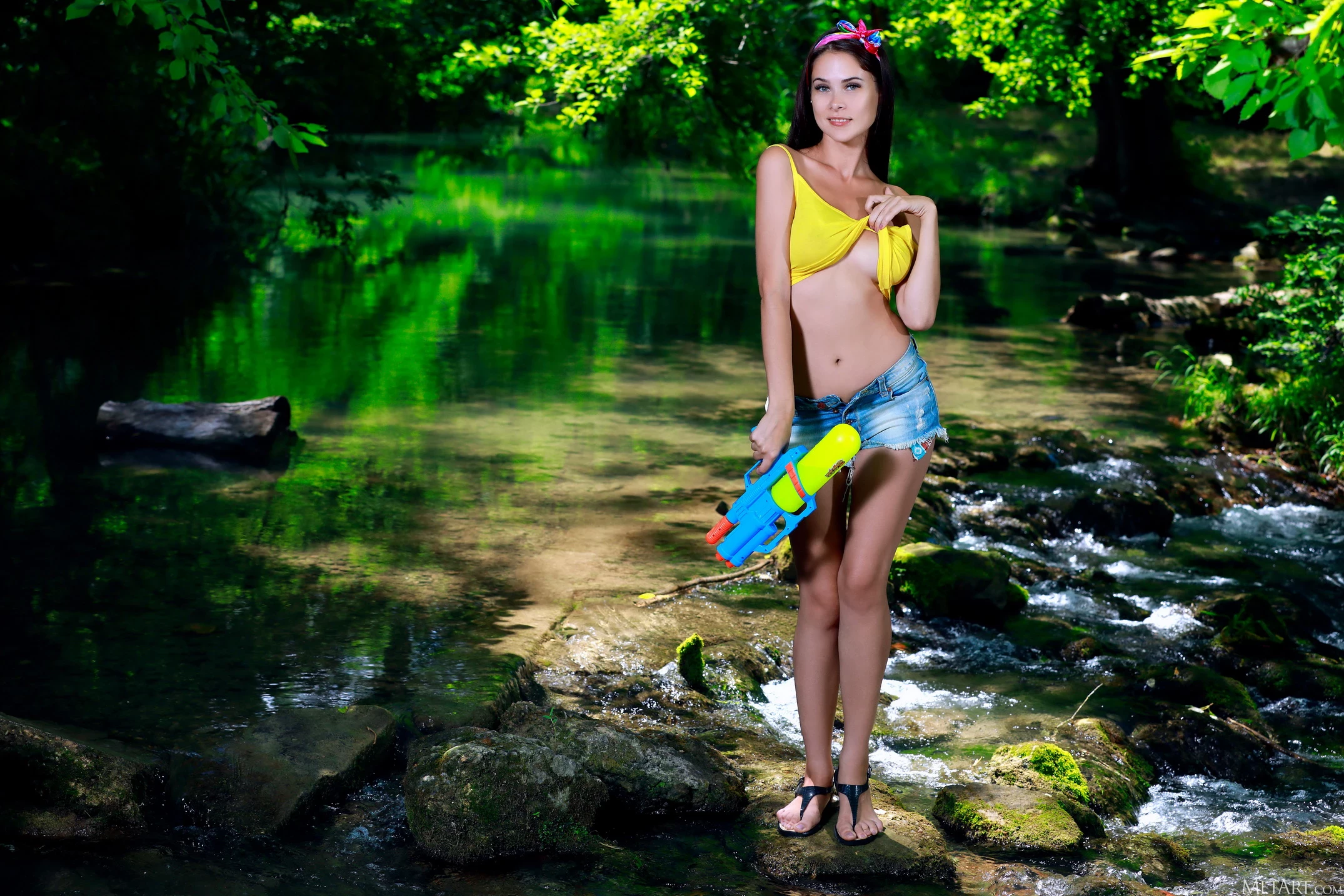 Martina Mink Water Fight [120P]