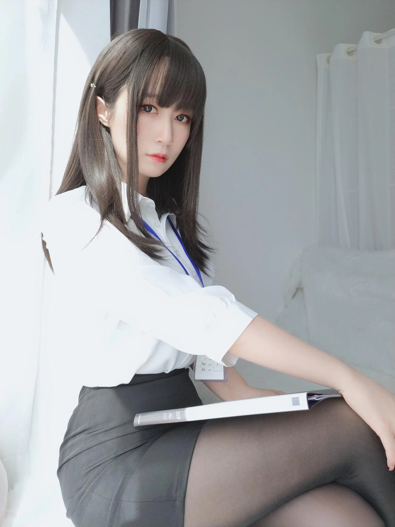 白银81 制服 [121P]