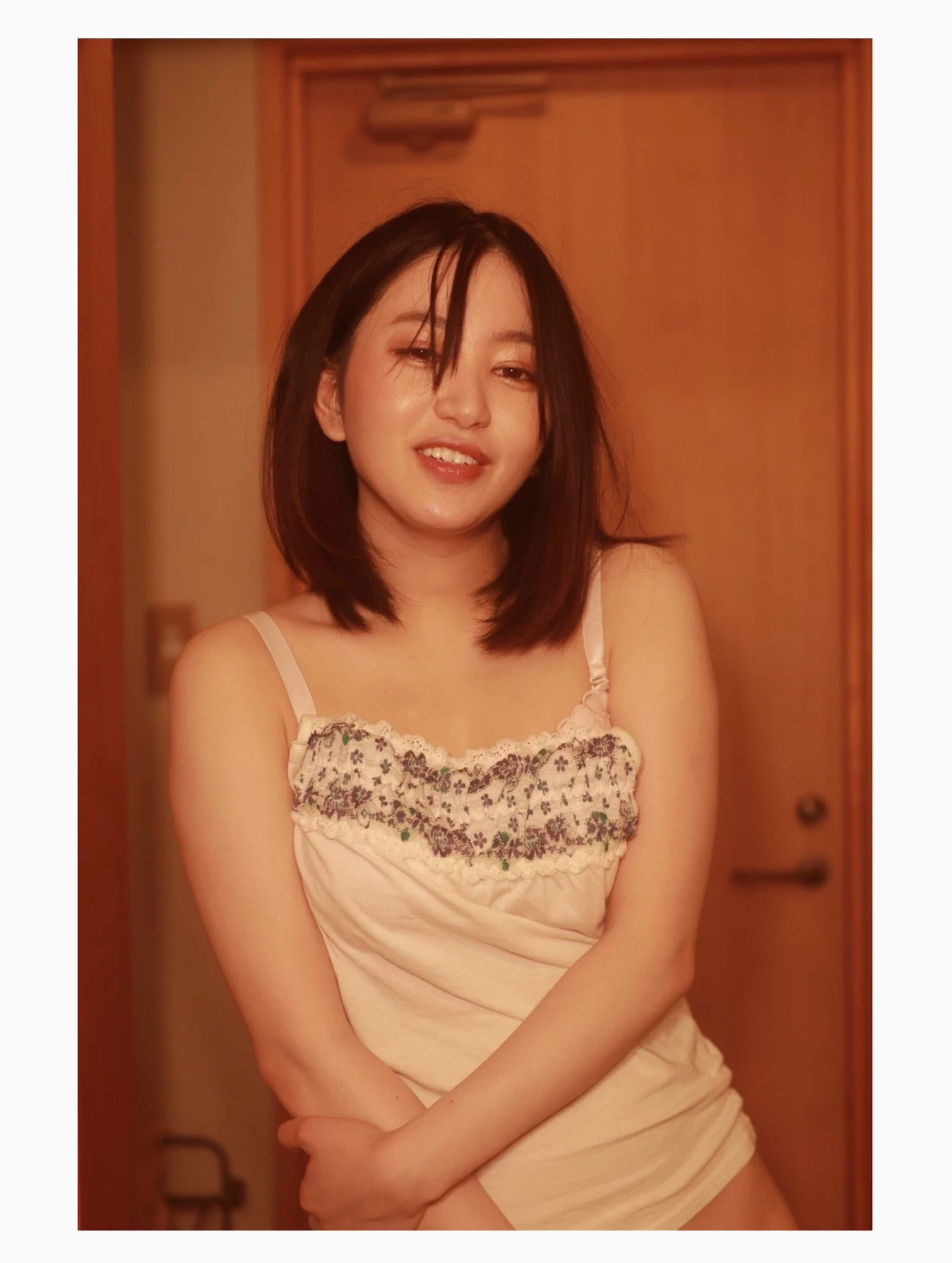 齐藤静[斉藤静][Photobook] セミヌード写真集 カップルで人気のラブホで [193P]