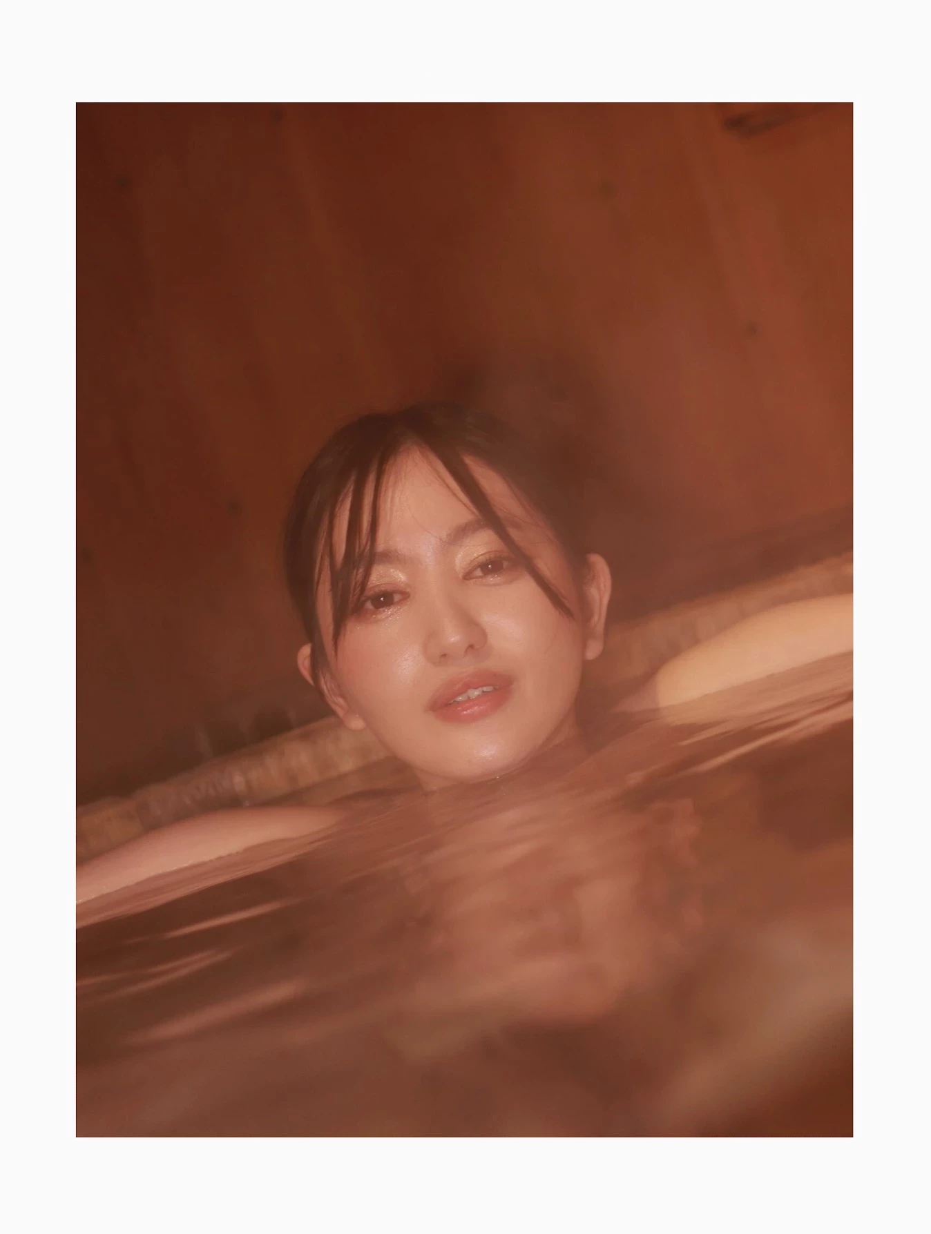 齐藤静[斉藤静][Photobook] セミヌード写真集 カップルで人気のラブホで [193P]