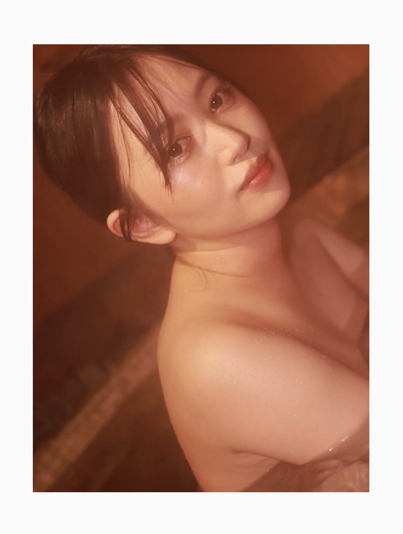 齐藤静[斉藤静][Photobook] セミヌード写真集 カップルで人気のラブホで [193P]