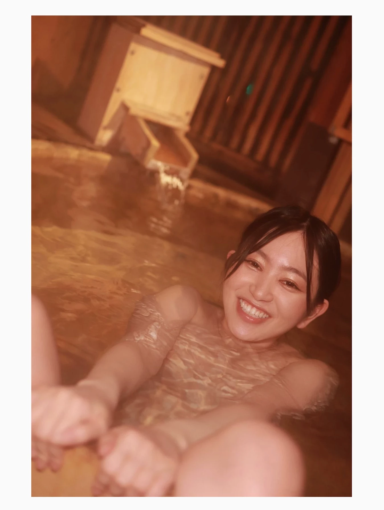 齐藤静[斉藤静][Photobook] セミヌード写真集 カップルで人気のラブホで [193P]