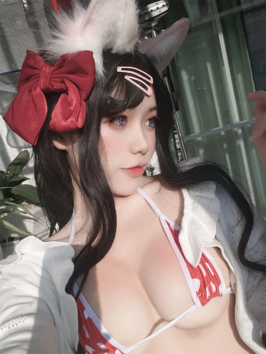 尺度大胆被bang！中国萌娘Coser《一笑芳香沁》重启微博再次复活！