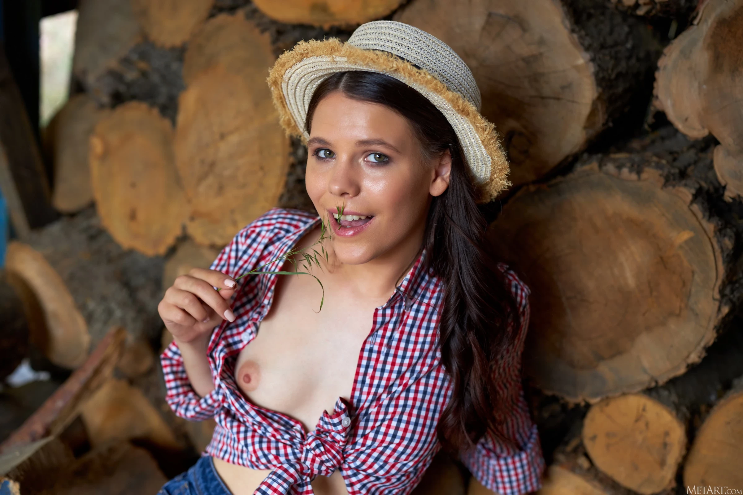 Elena Max in Cute Cowgirl [105P]