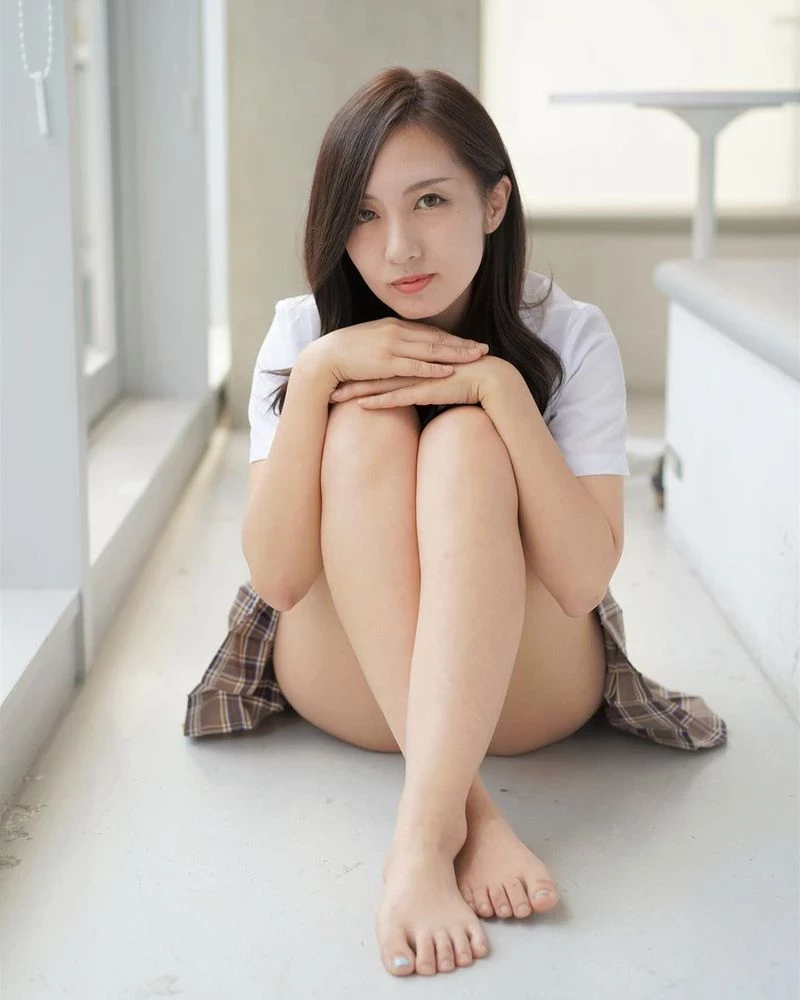 写真女孩三连发~MISAKI